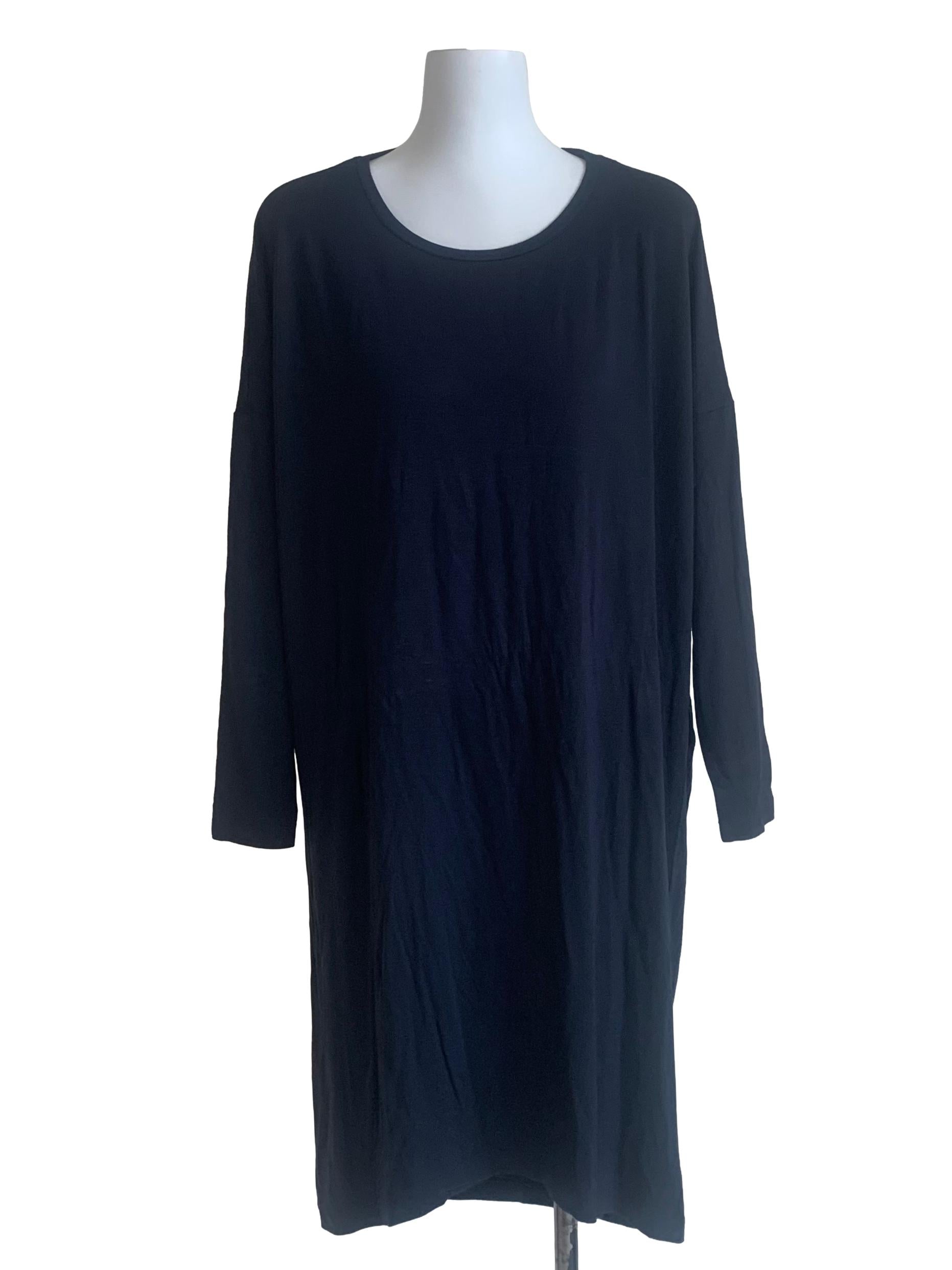 cos denim dress RefindNYC by Housing Works line cut enhances movement and the button closure ensures easy wear. Cos denim dress medium -