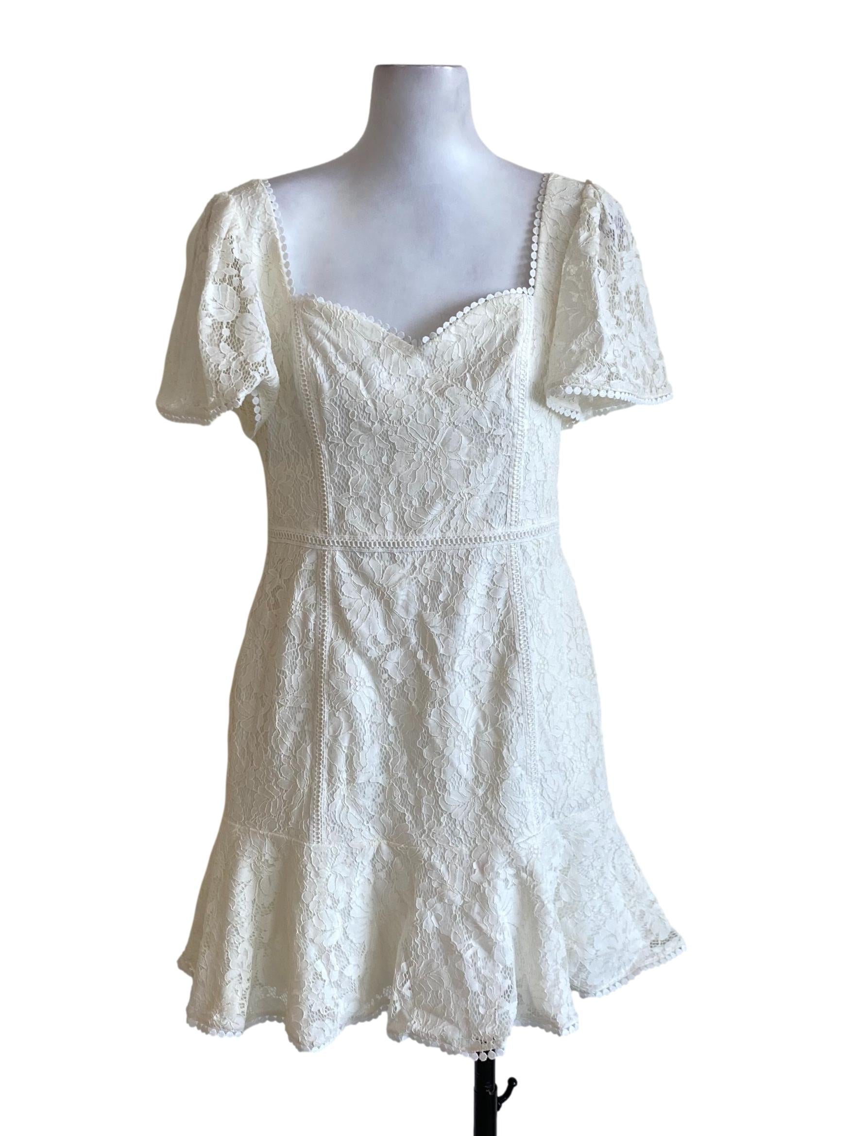 Neonmello White Floral Laced Sweetheart Neck Layered Dress | REFASH