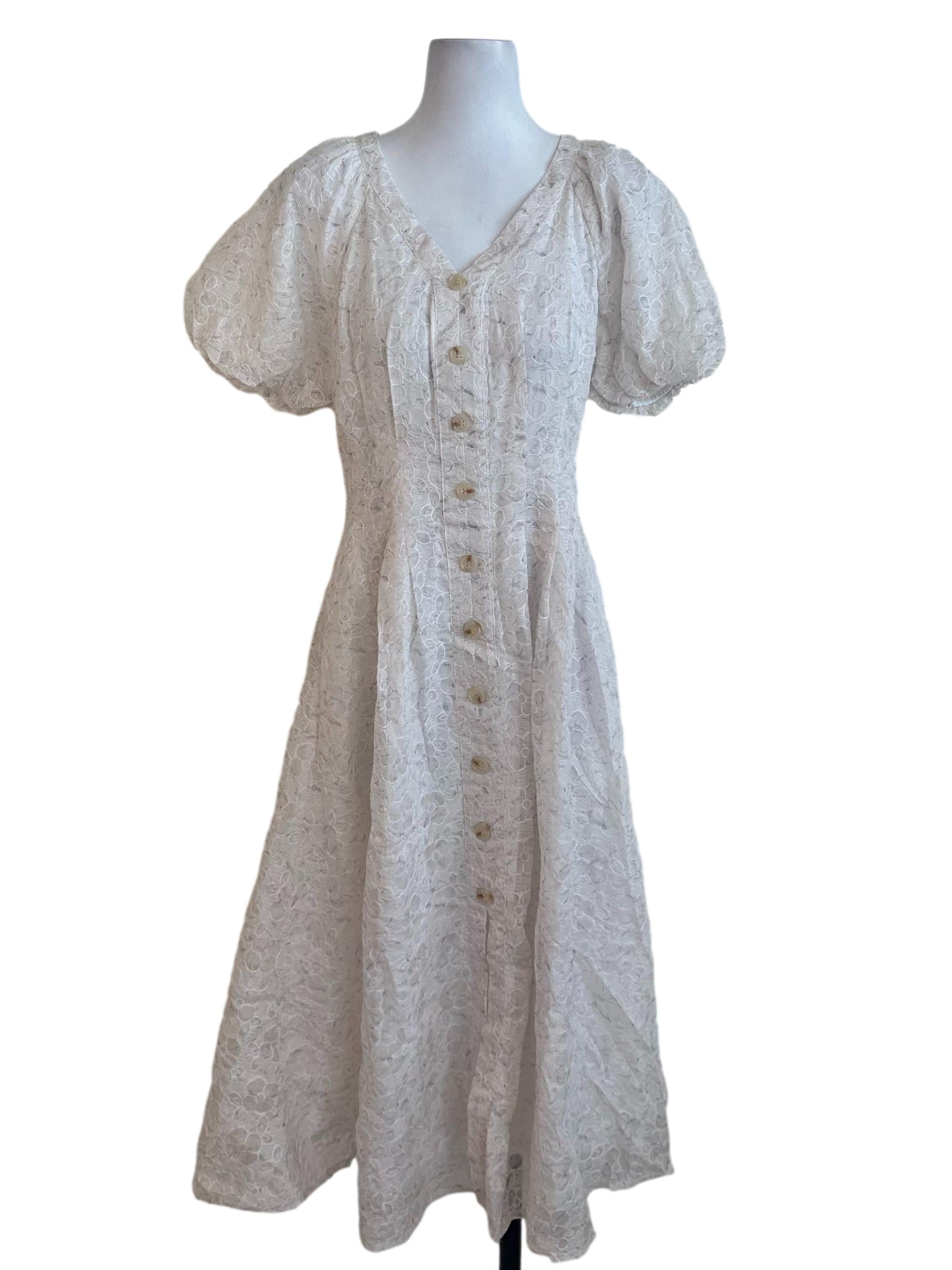 Fash Mob Ivory White Lace Floral Textured Dress | REFASH Fash Mob Ivory White Lace Floral Textured Dress | REFASH
