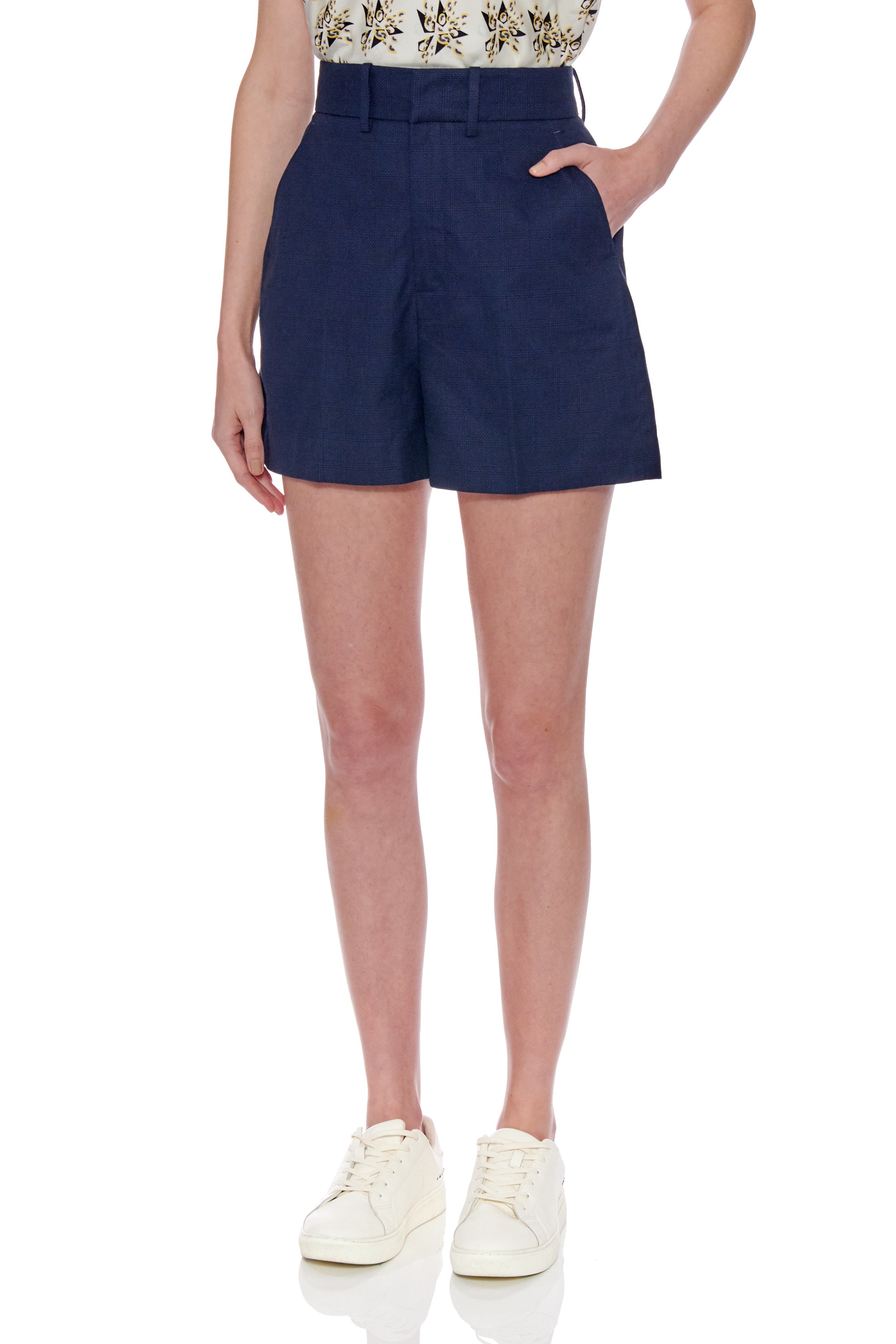 Marbella Shorts - Tailored Short Shorts In Navy CSN