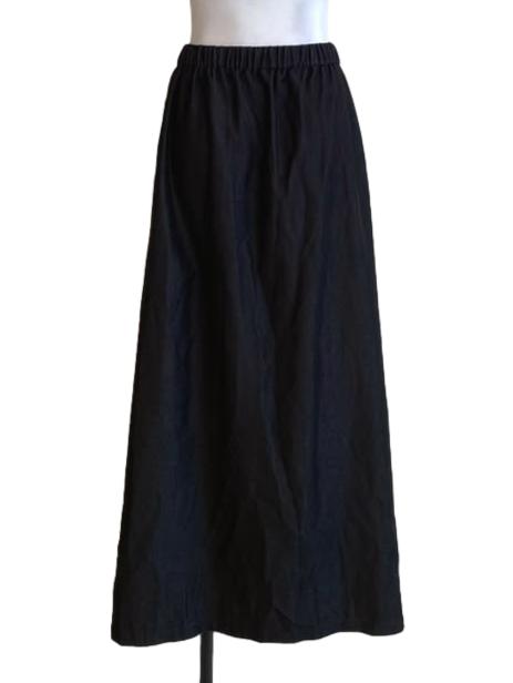 Coal Black Front Slit Skirt