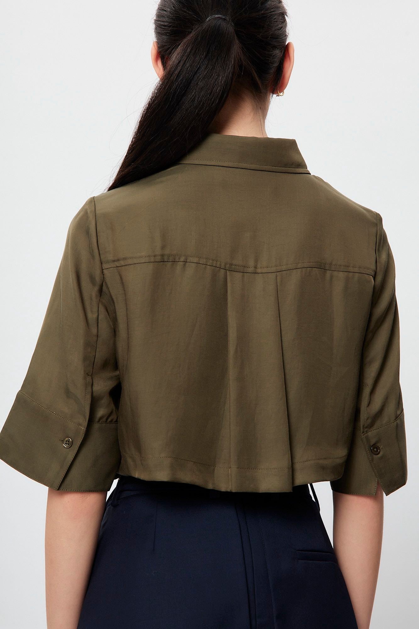 Signature Layers Shirt In Military Green CSN