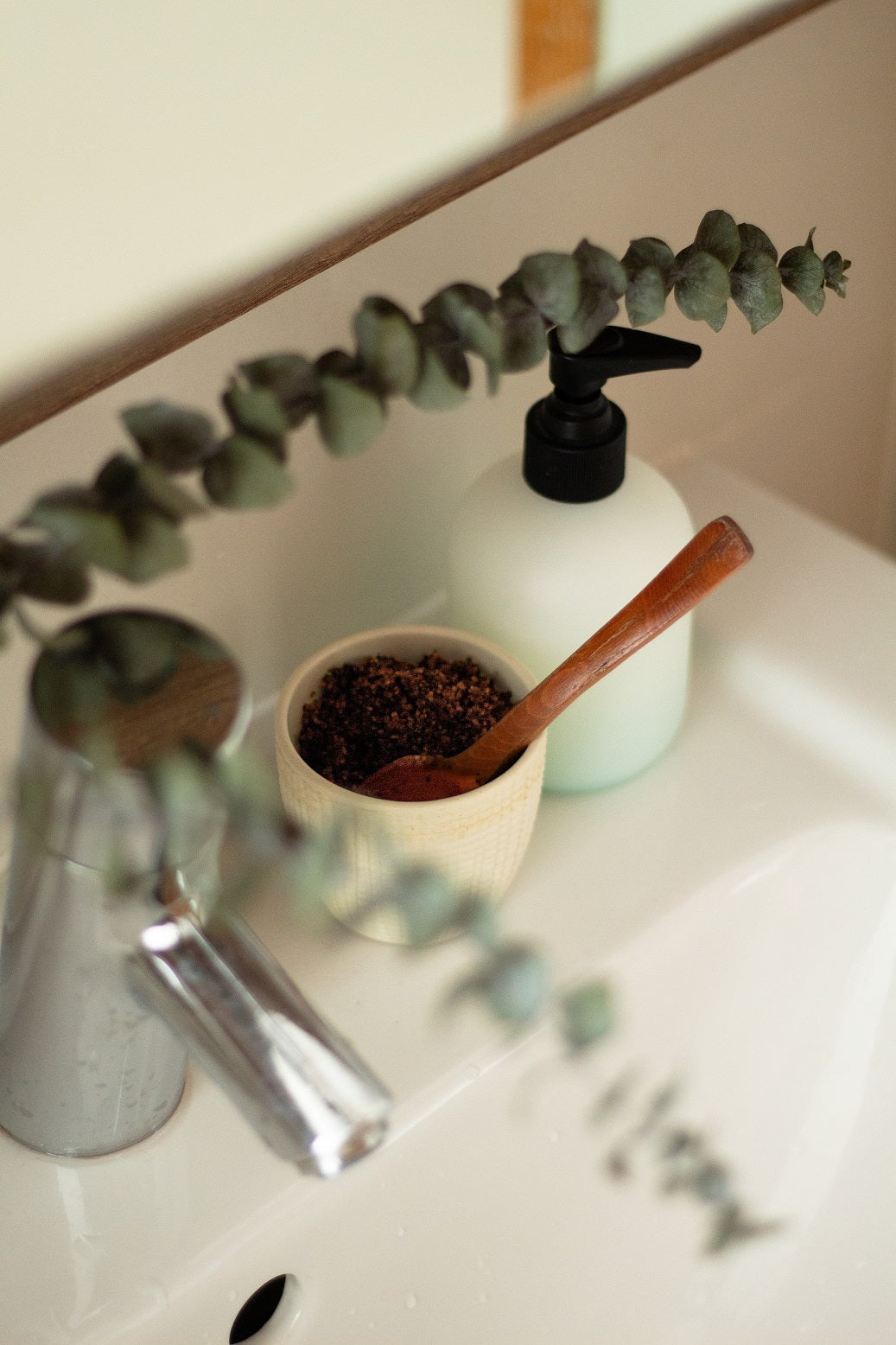 Upcycled Coffee Grounds Scrub - LM