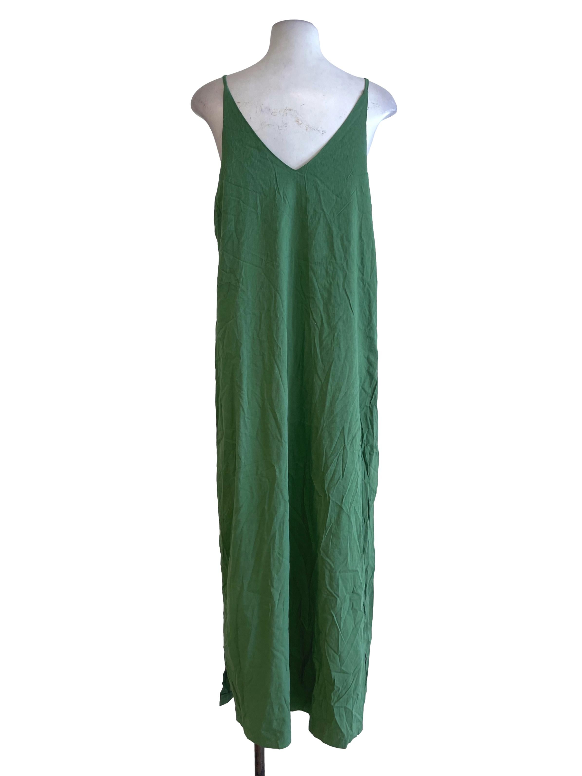 Green Plain V Neckline Dress