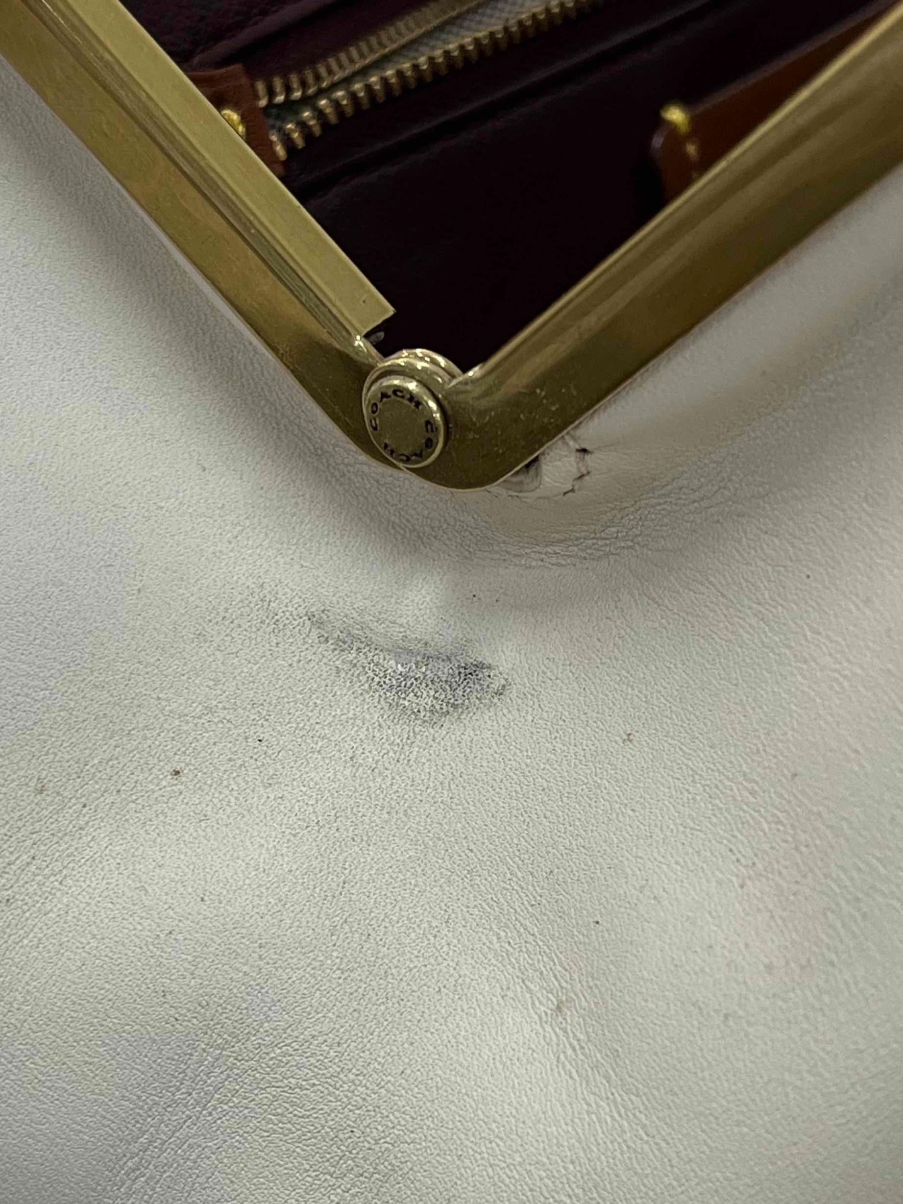 Brown Kisslock Handbag