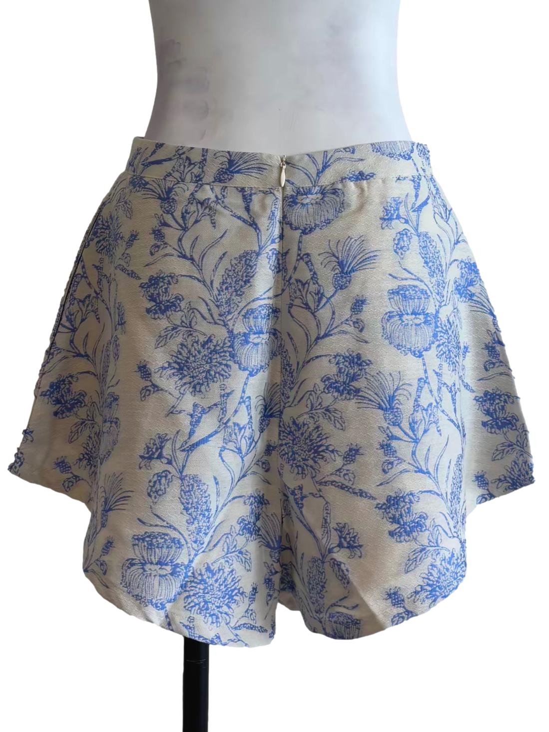 Linen White Floral Blue Shorts