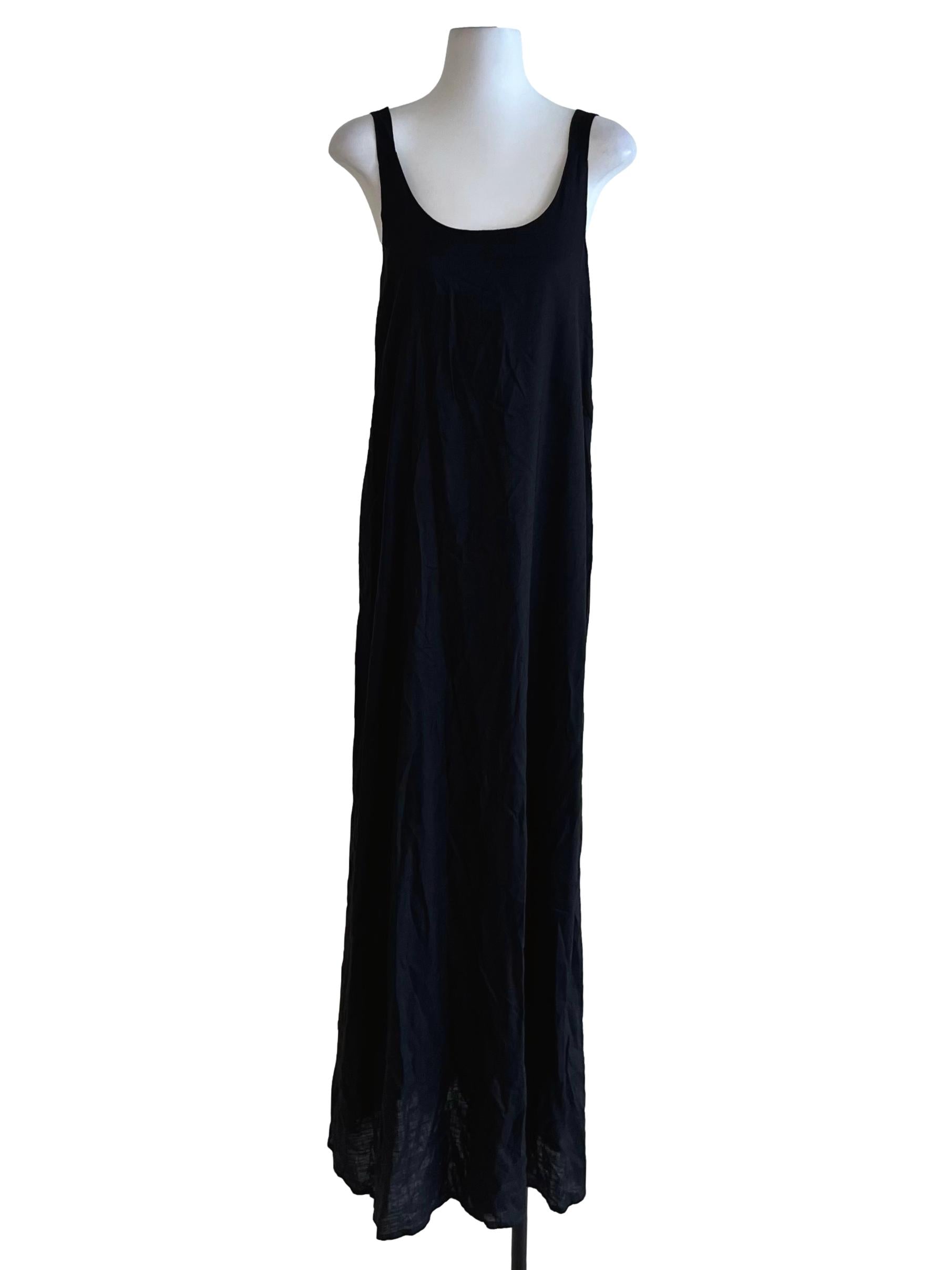 Black Scoop Neckline Sheath Dress