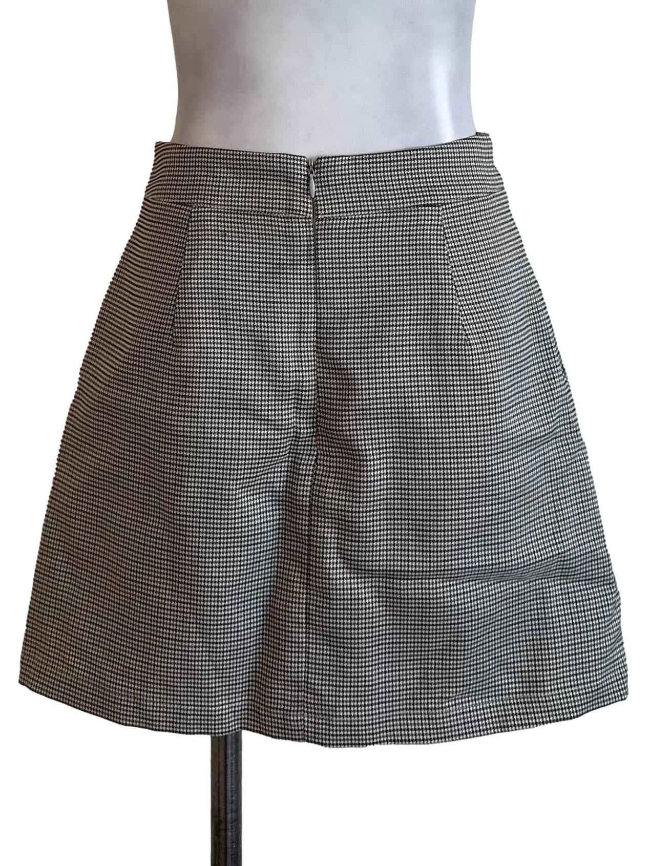 Dark Brown Nailshead Pattern Skorts