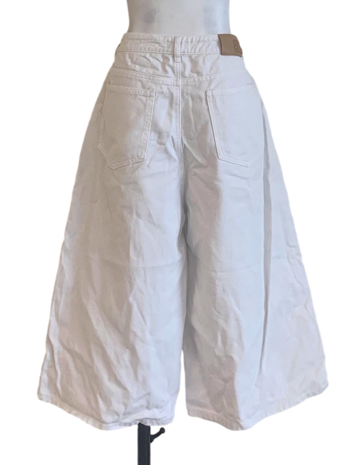 Chiffon White Bermuda Jeans