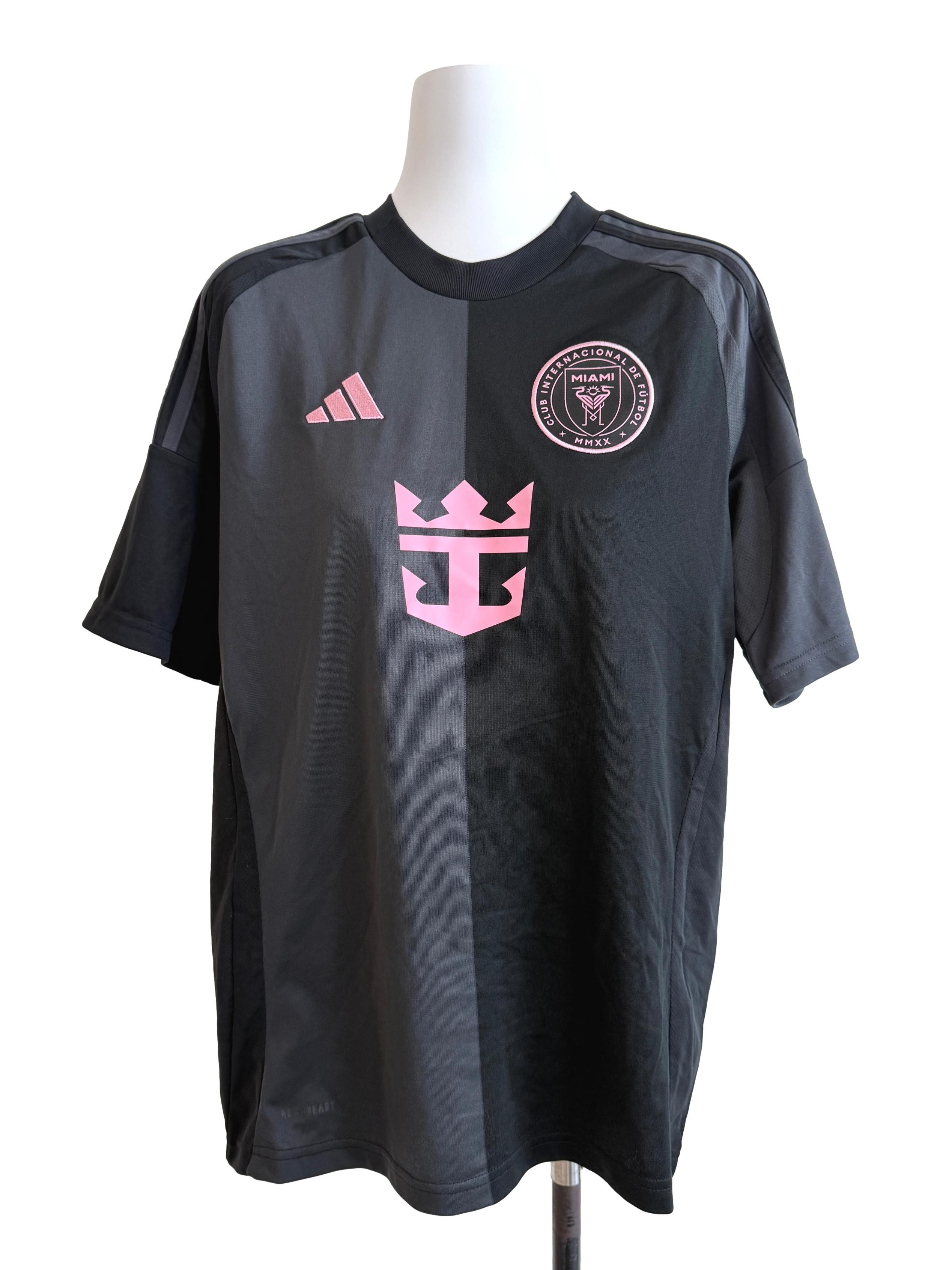 Two Tone Messi Short Sleeve T-Shirt