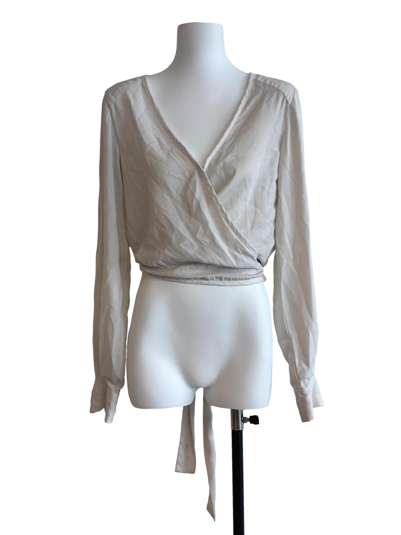 Alexa Wrap In White CSN