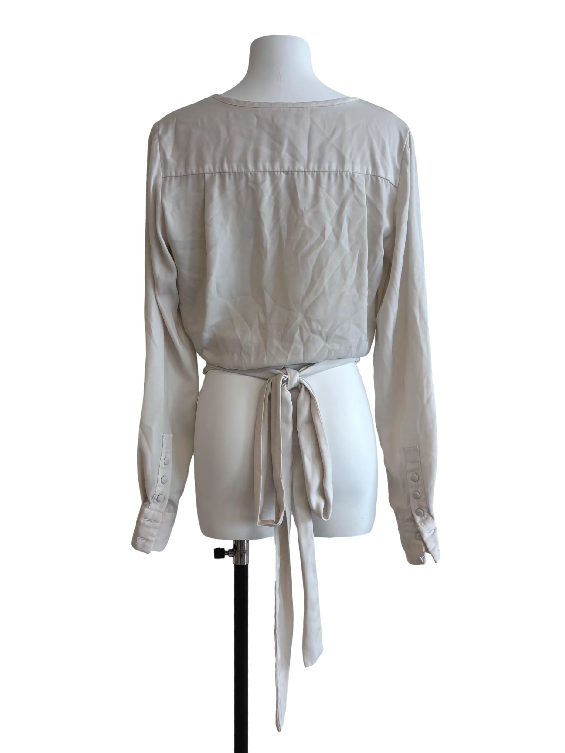 Alexa Wrap In White CSN