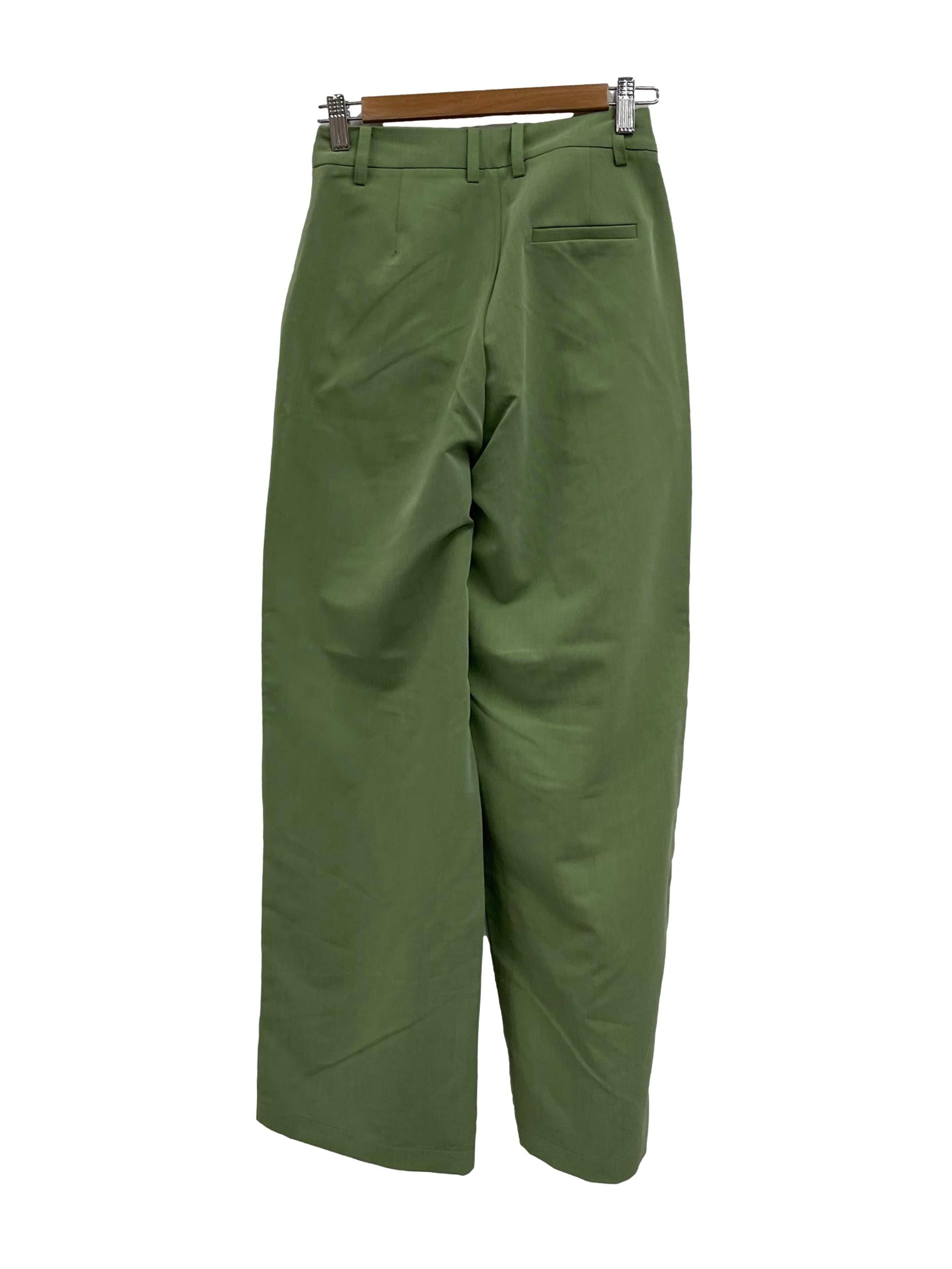 Leaf Green Pleated Button Pants