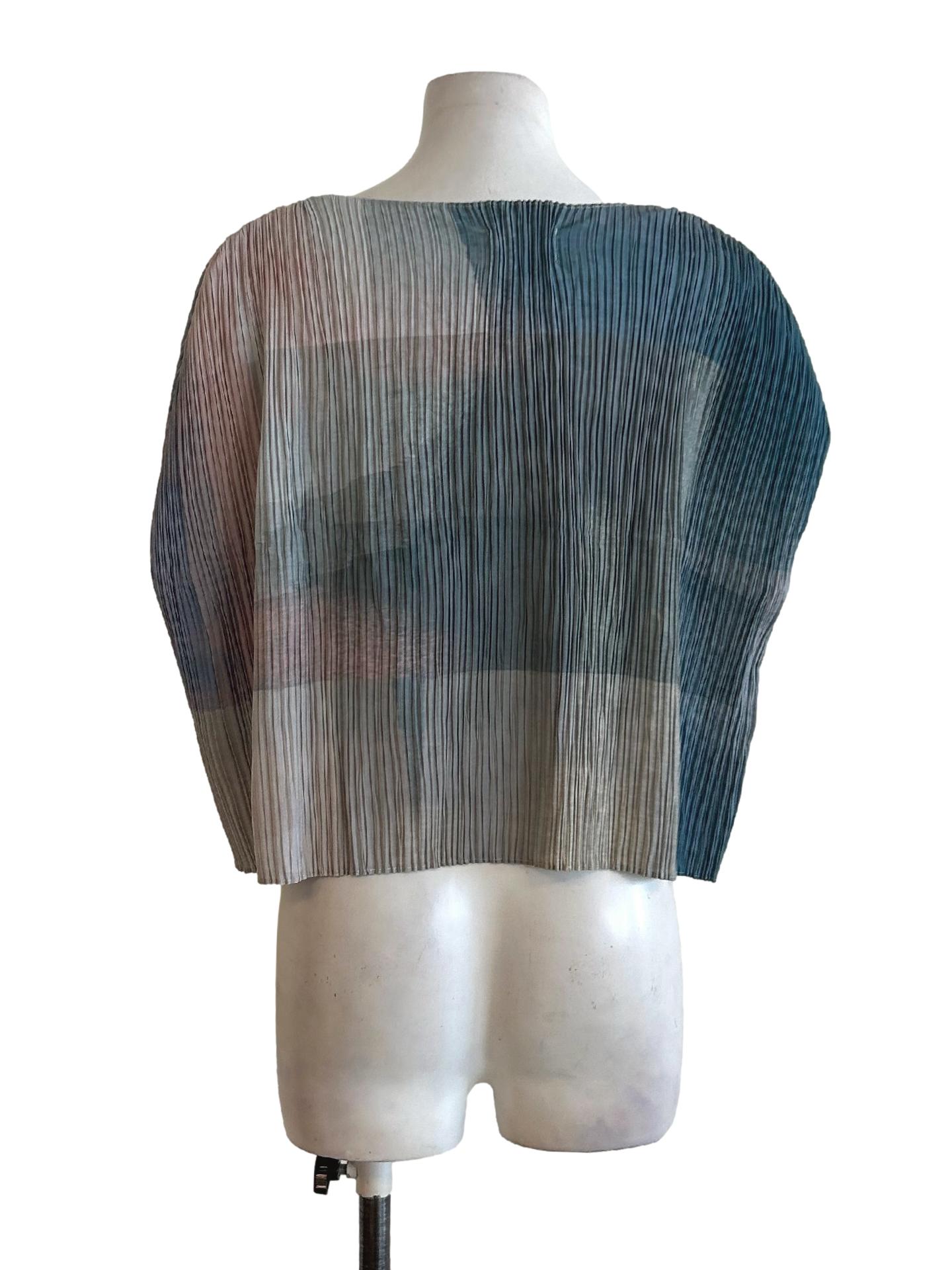 Frame Pleated Kaftan Top OSN