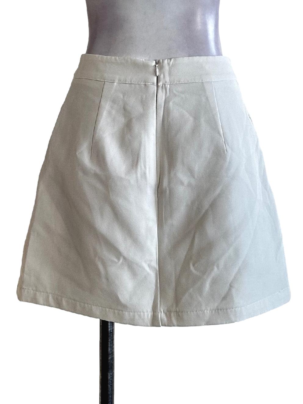 Daisy White Plain Skorts