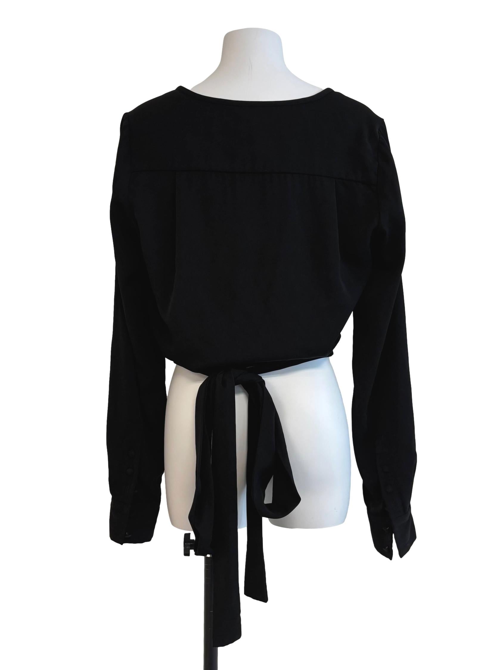Alexa Wrap In Black CSN