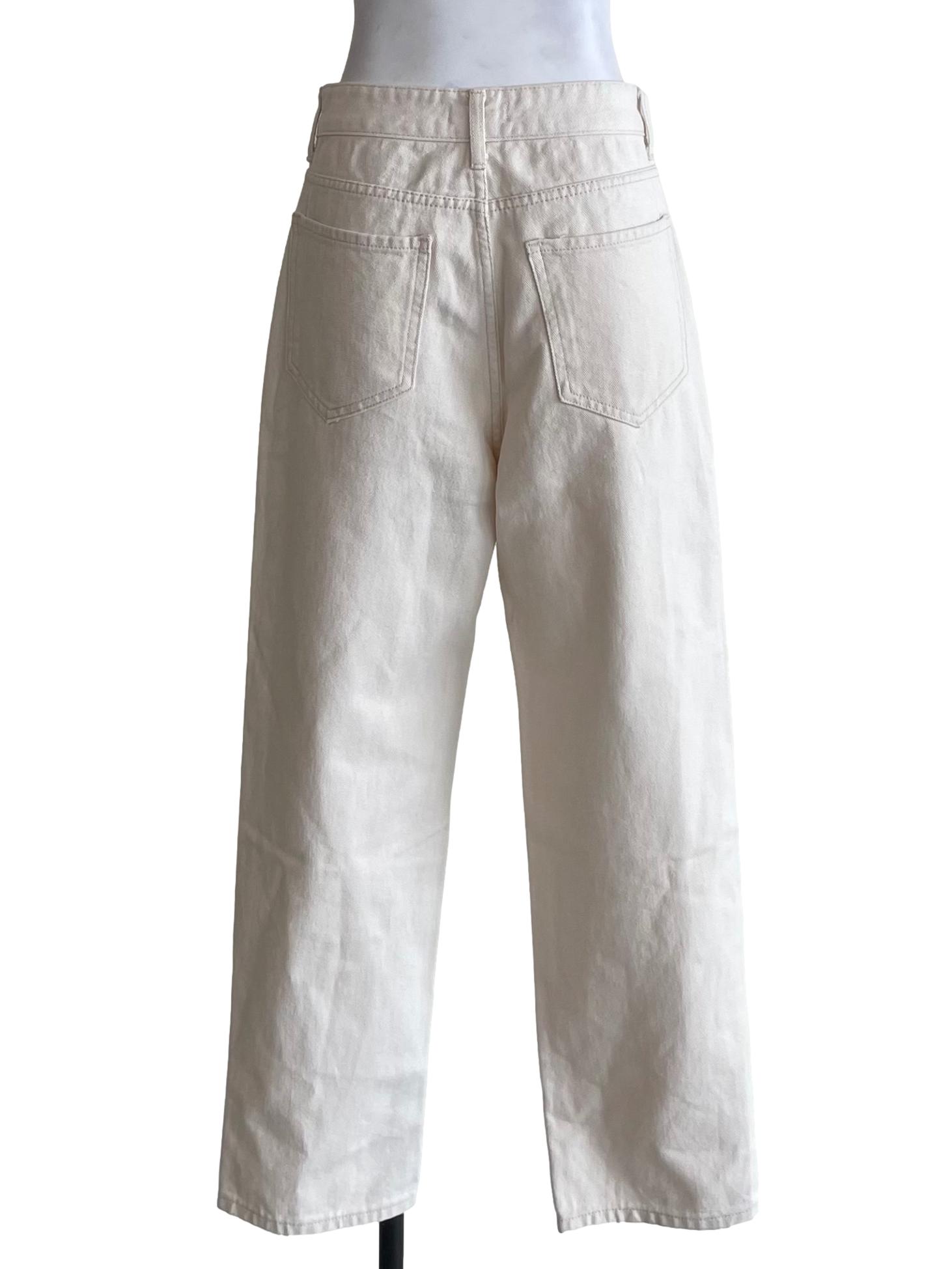 Off White Fit Jeans TWL
