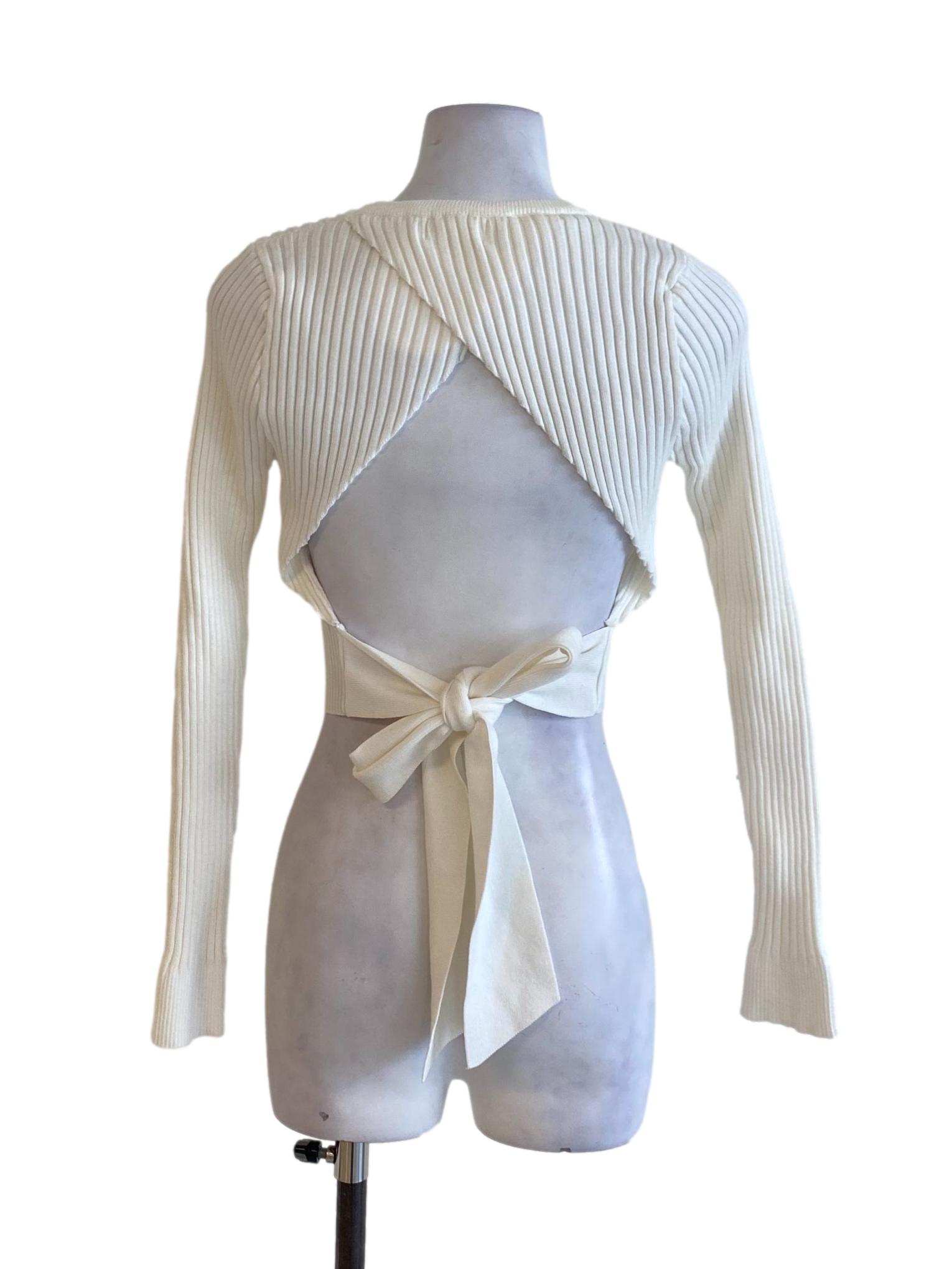 Soft White Round Neck Knitted Ribbon Shirt