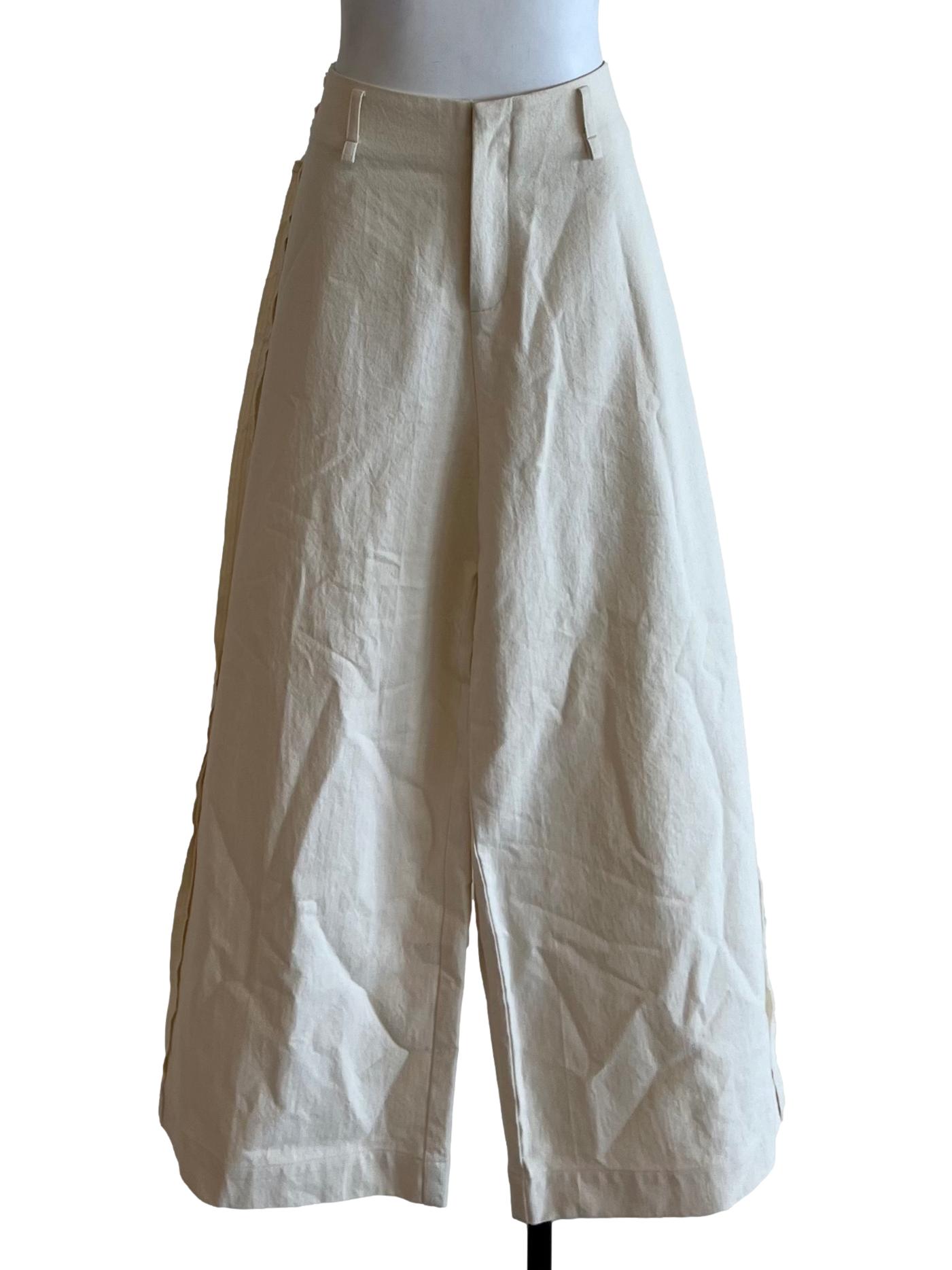 Cream White High-Waisted Wide-Leg Jeans