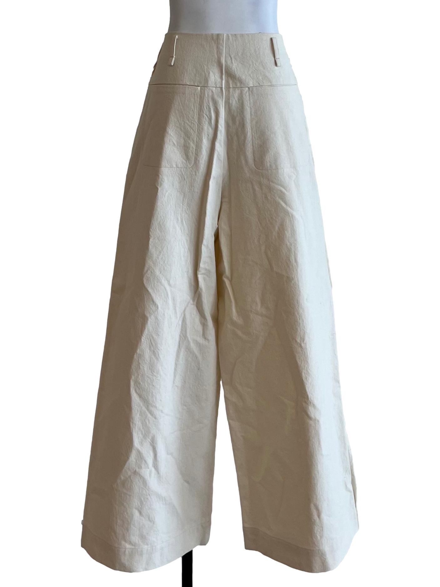 Cream White High-Waisted Wide-Leg Jeans