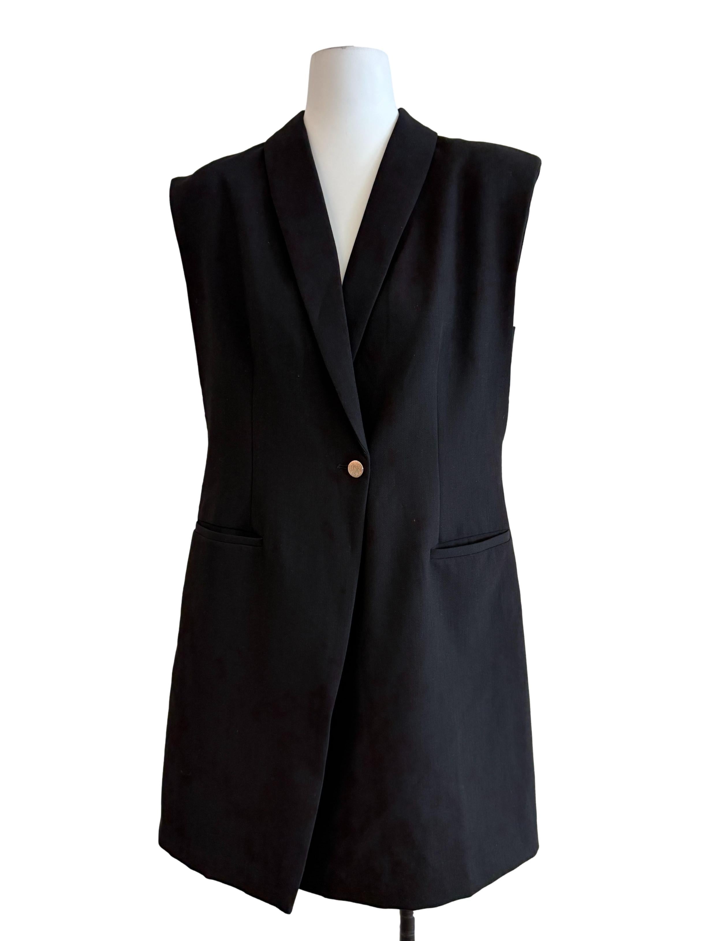 Black Buttoned Sleeveless Blazer