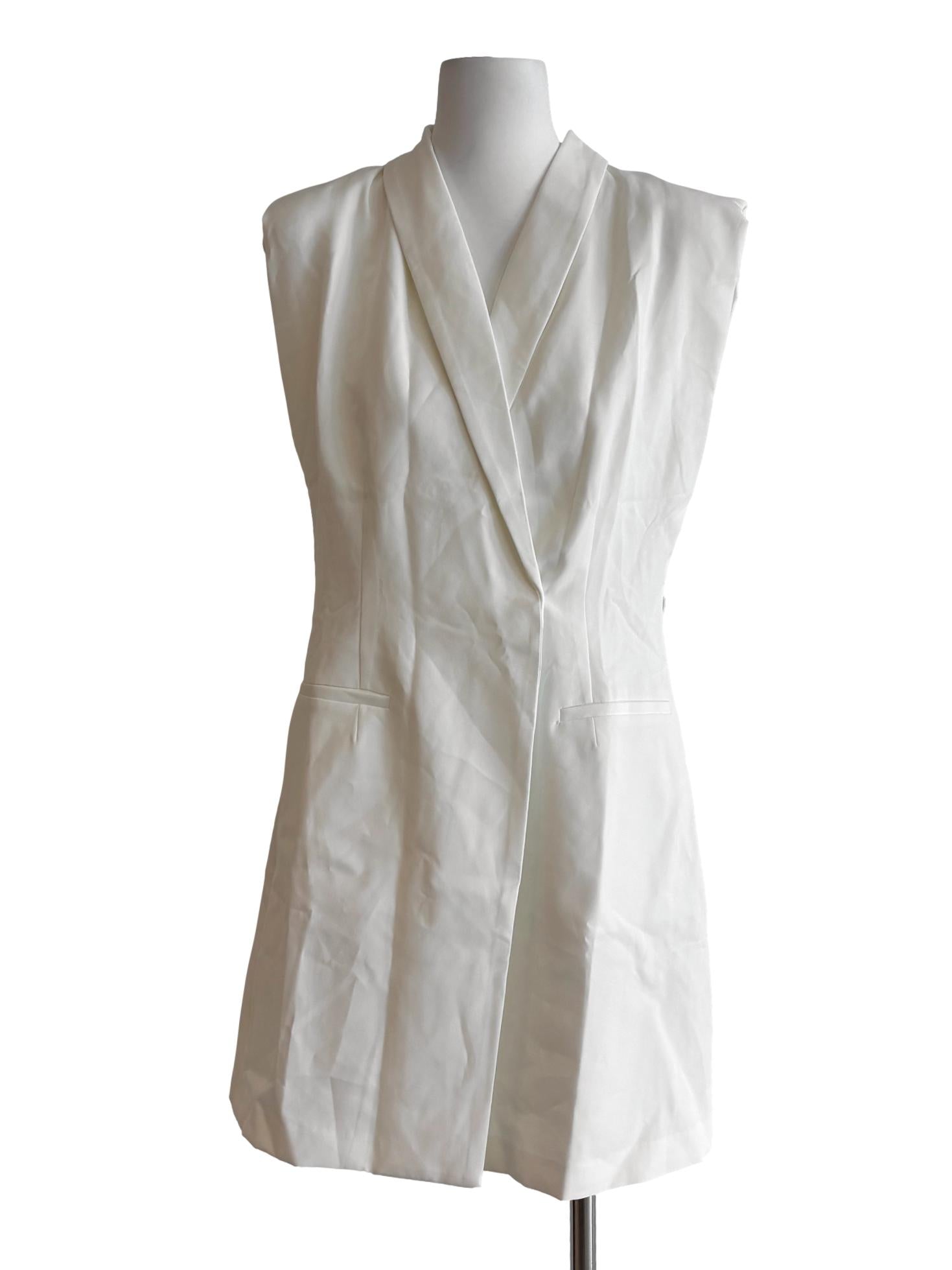 Powder White Sleeveless Coat Dress LB