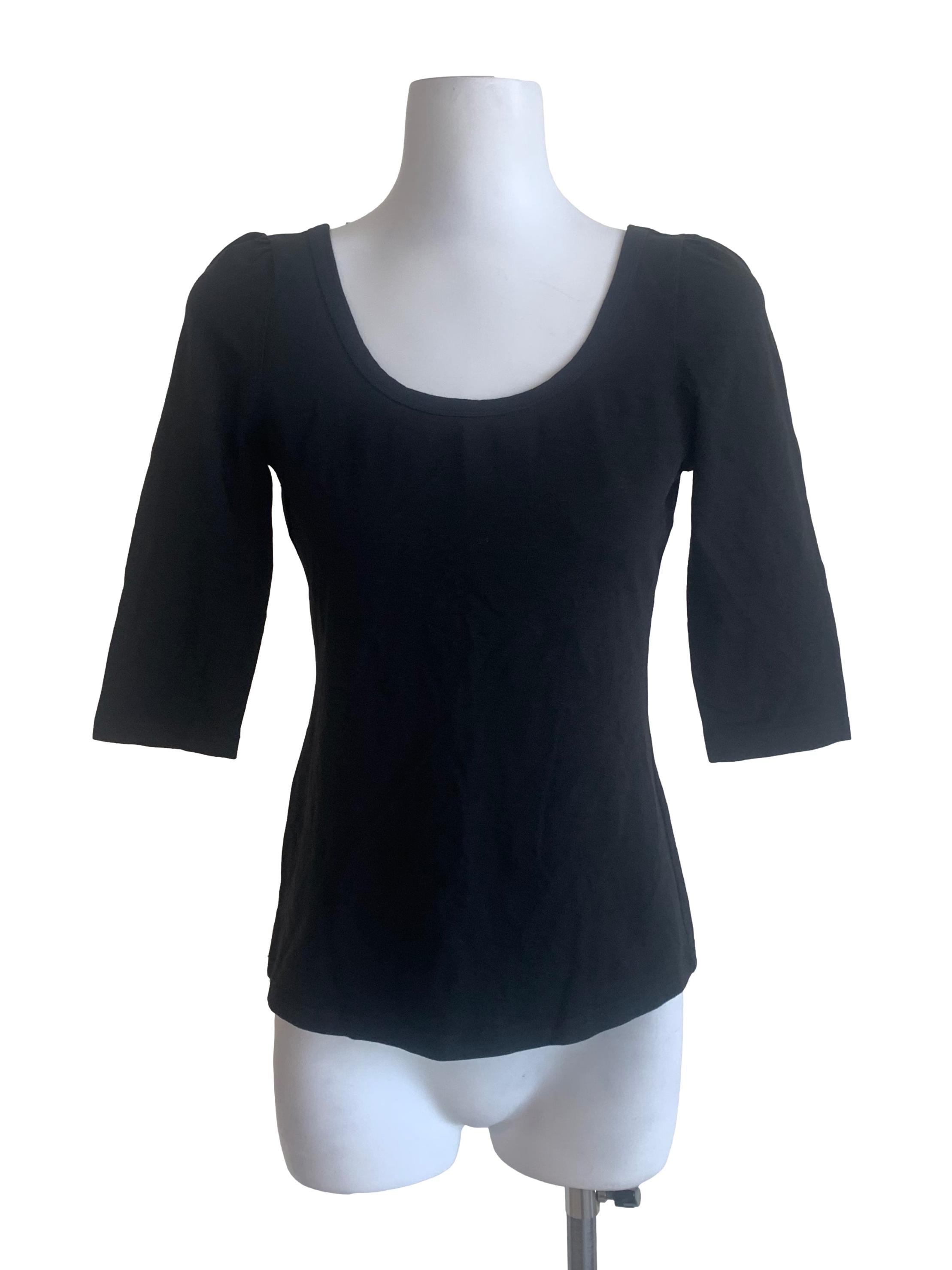 Oil Black Three-Quarter Sleeves Top