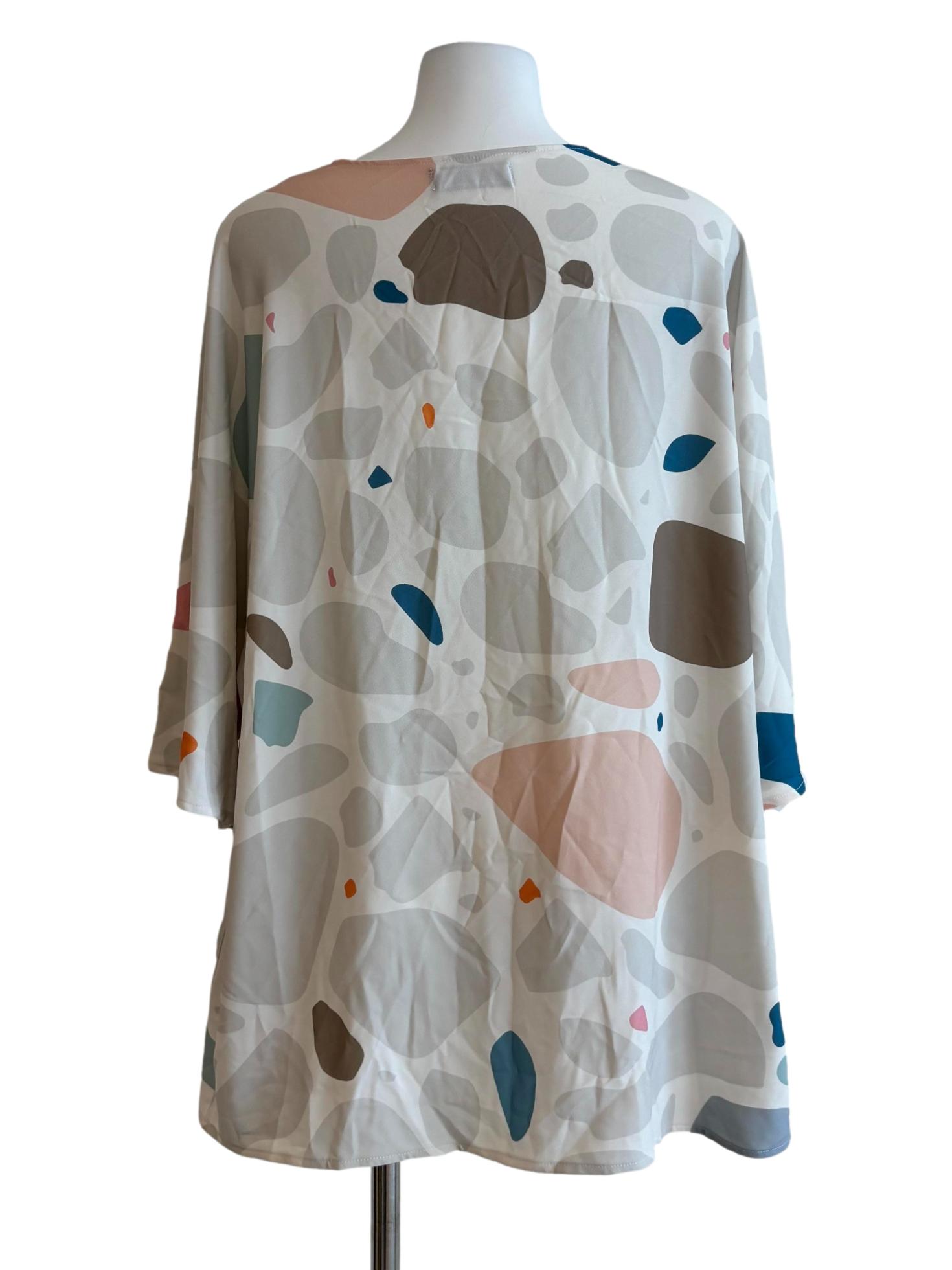 Multicolor Abstract Buttonless Kimono