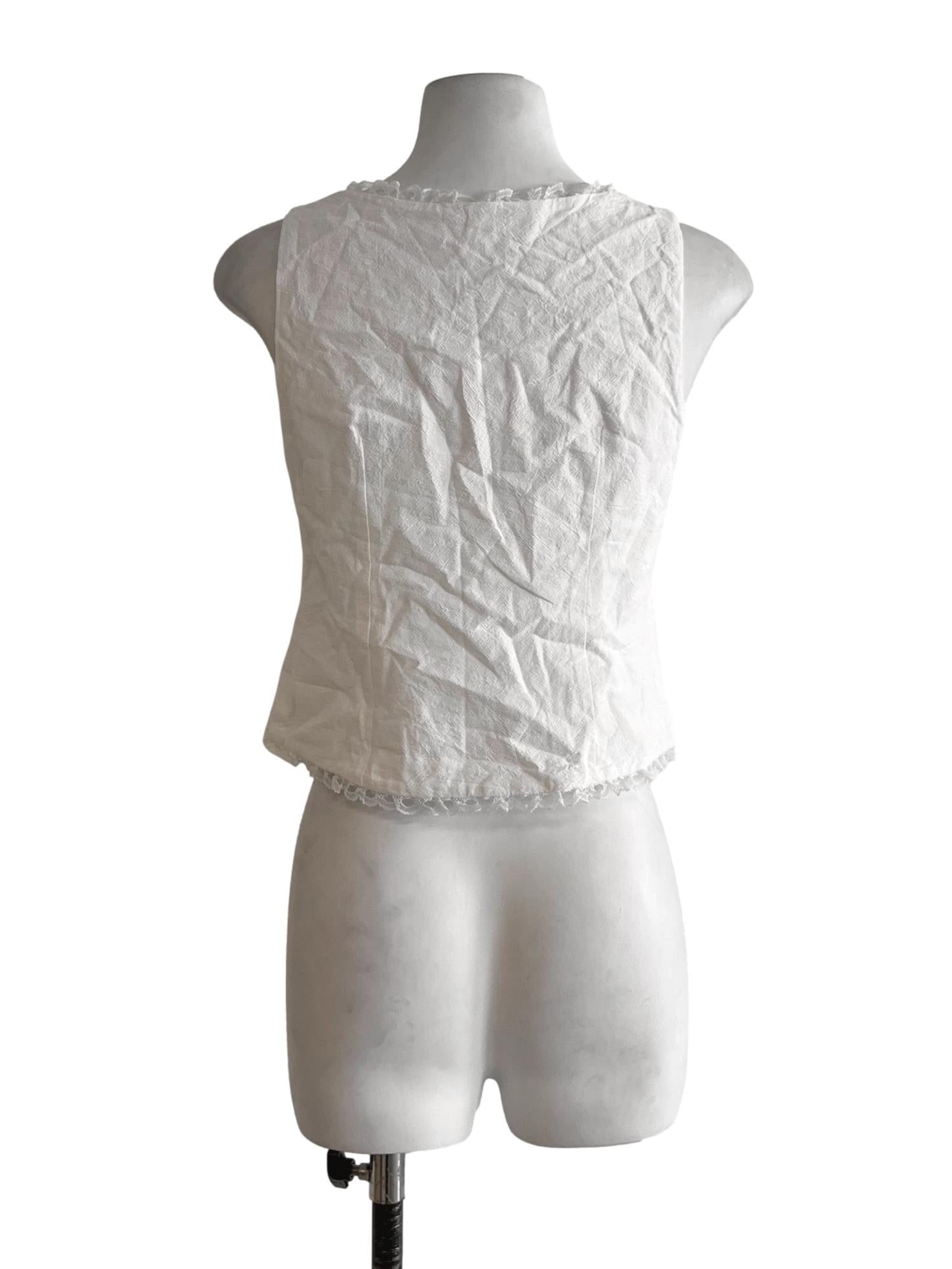 White Scoop Neckline Sleeveless Top