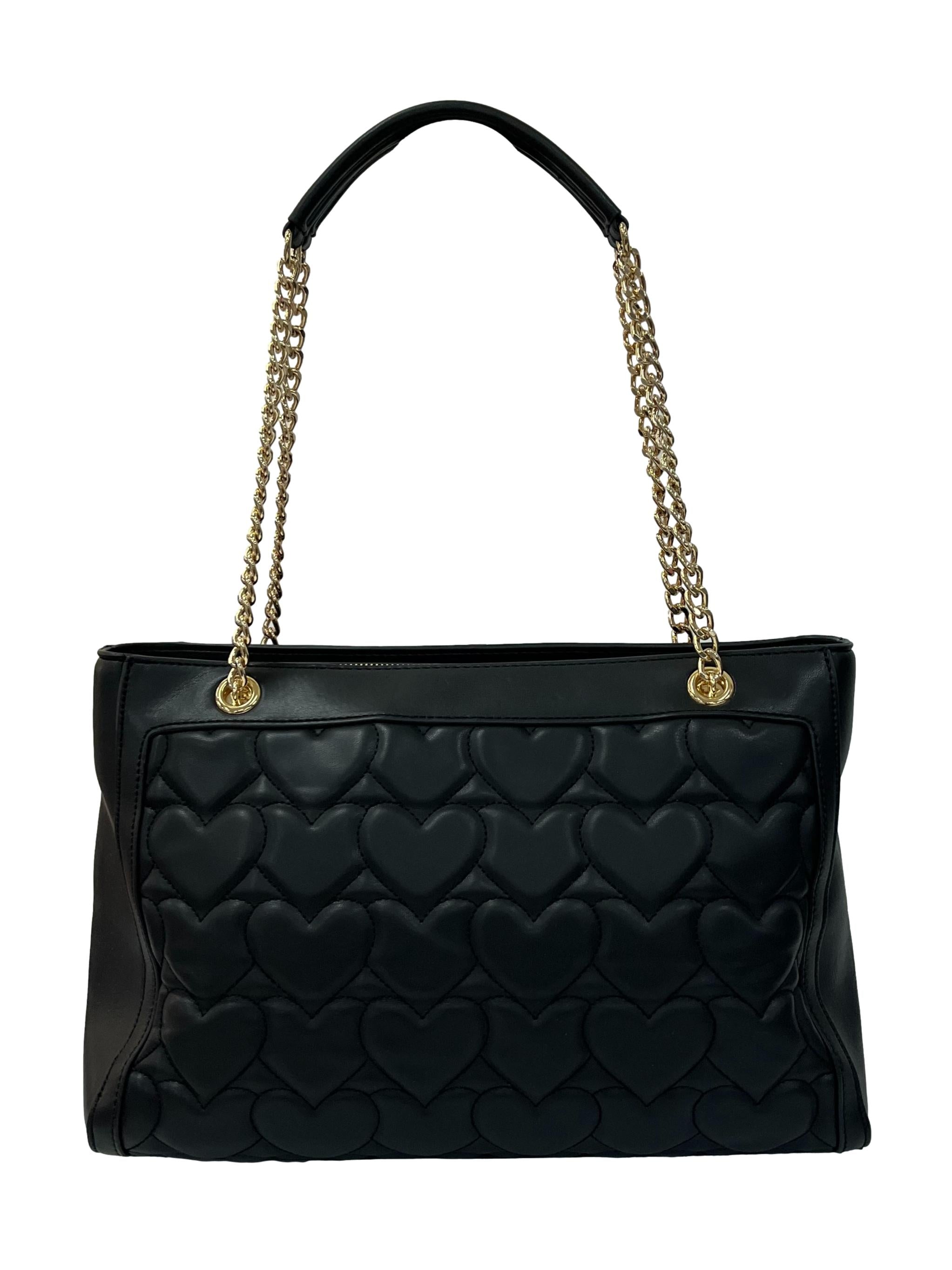 Black Heart Quilted Shoulder Bag CSN