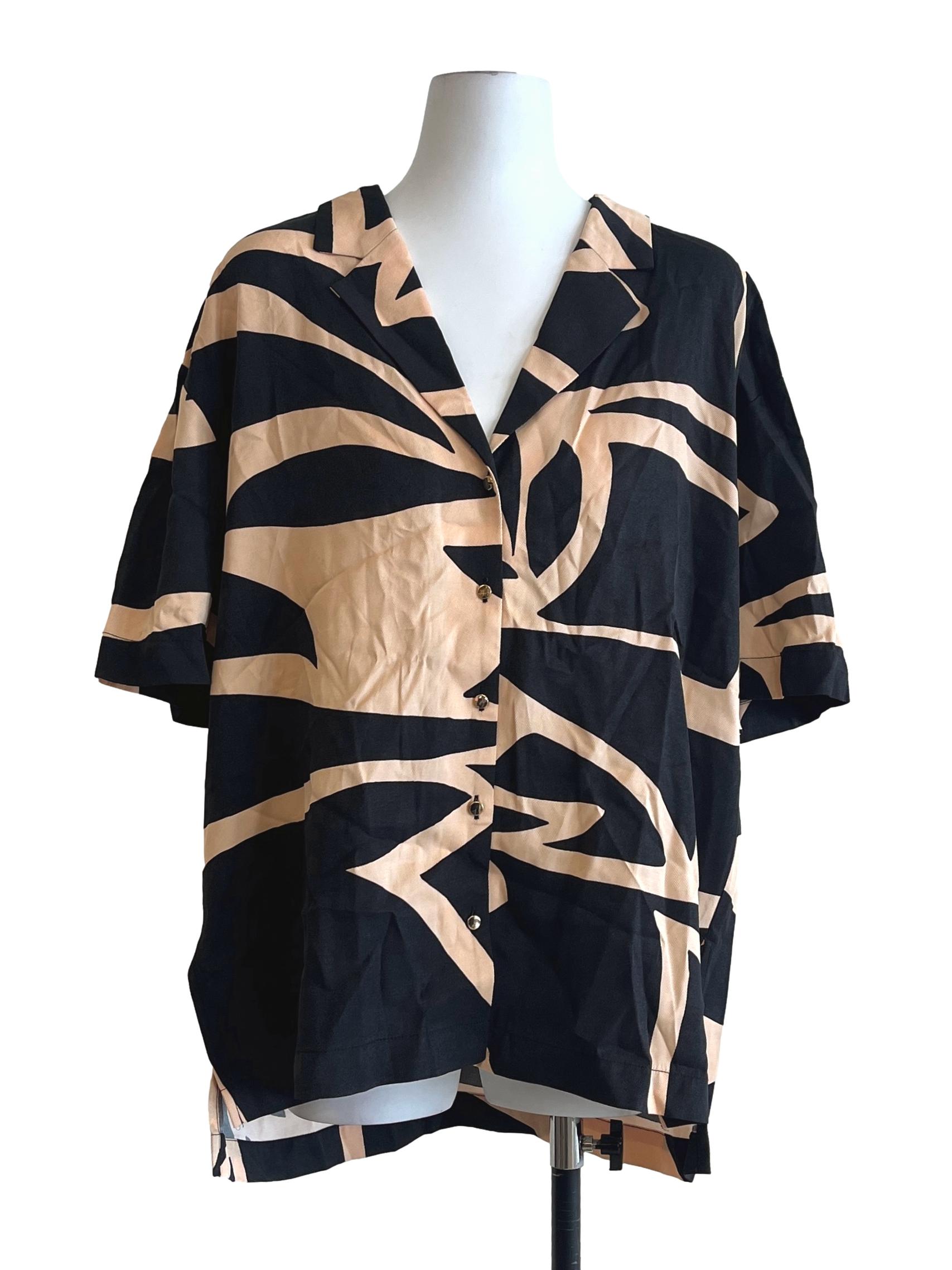 Onyx Black Oversized Short Sleeve Top