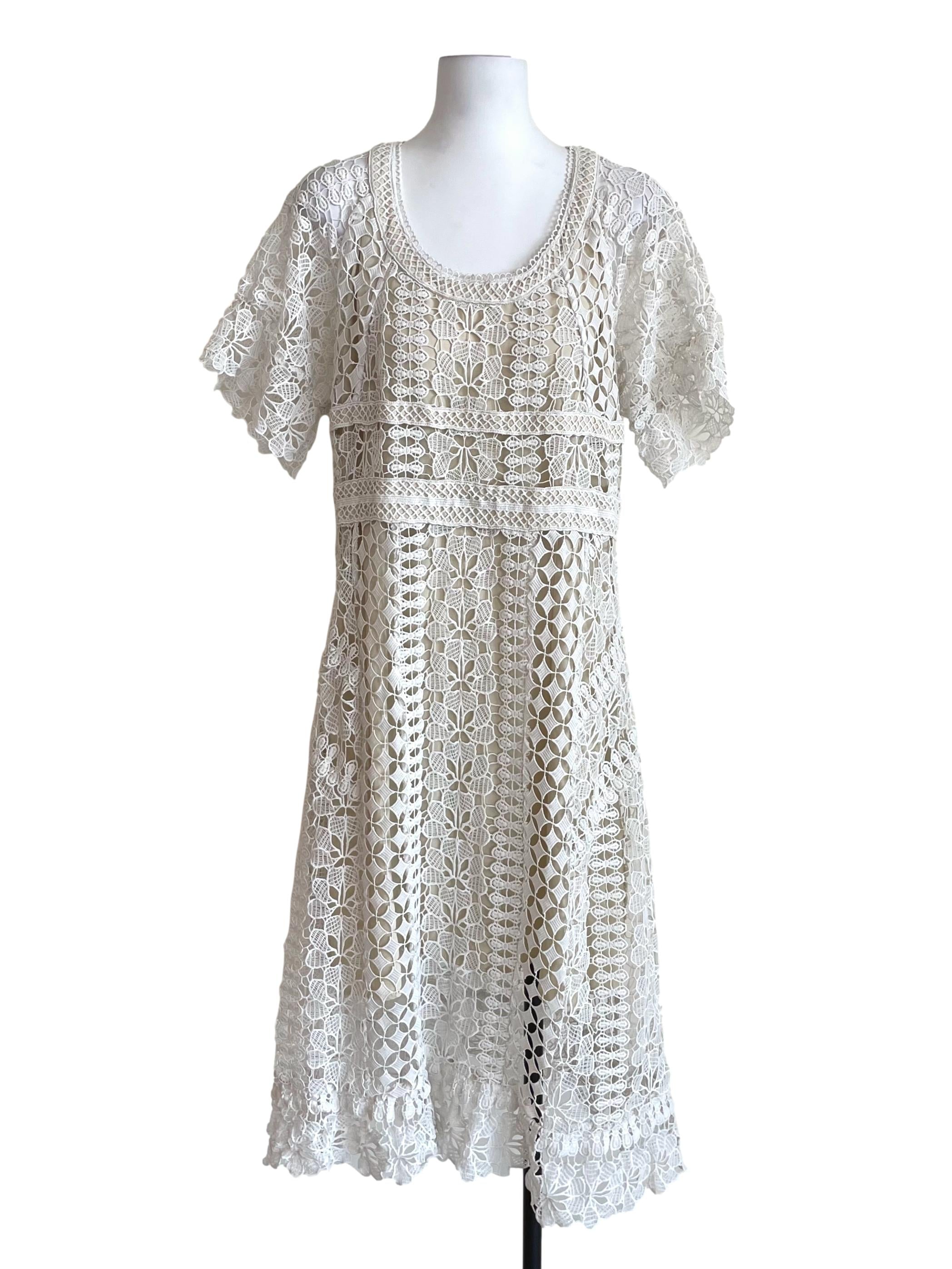White Embroidery Short Sleeves Dress