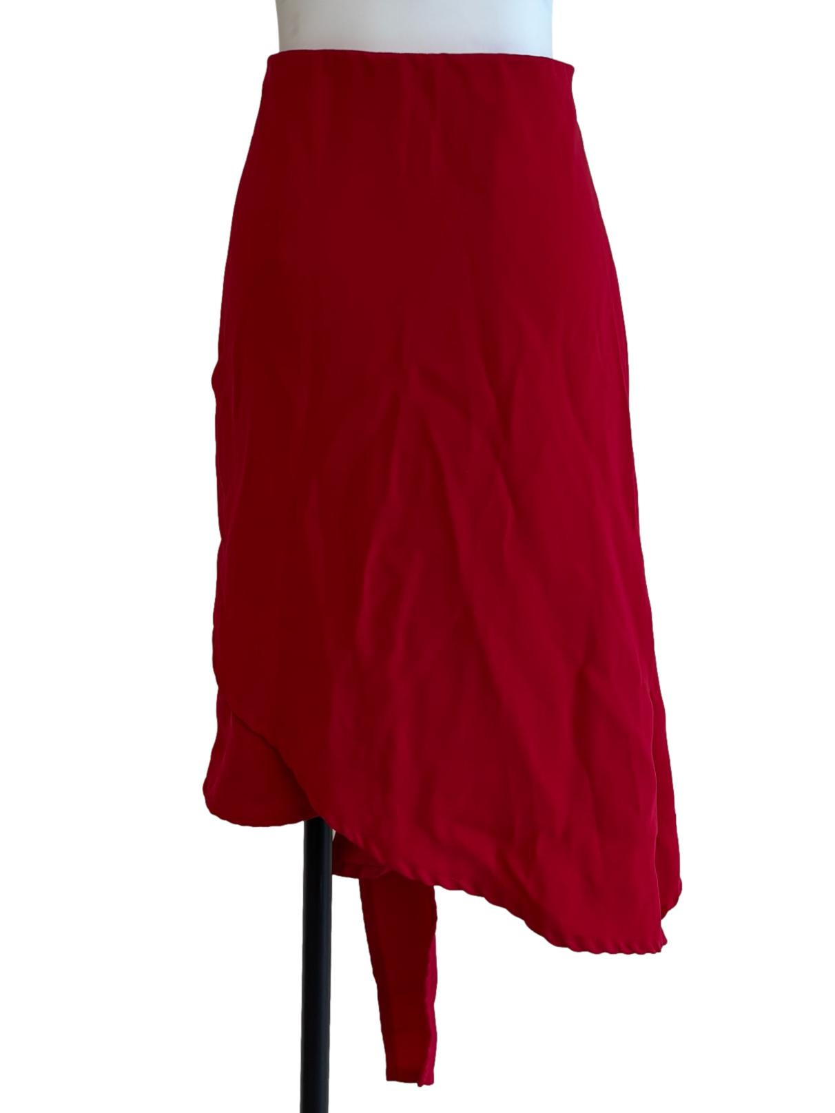 Apple Red Knee Length Drape Skirt