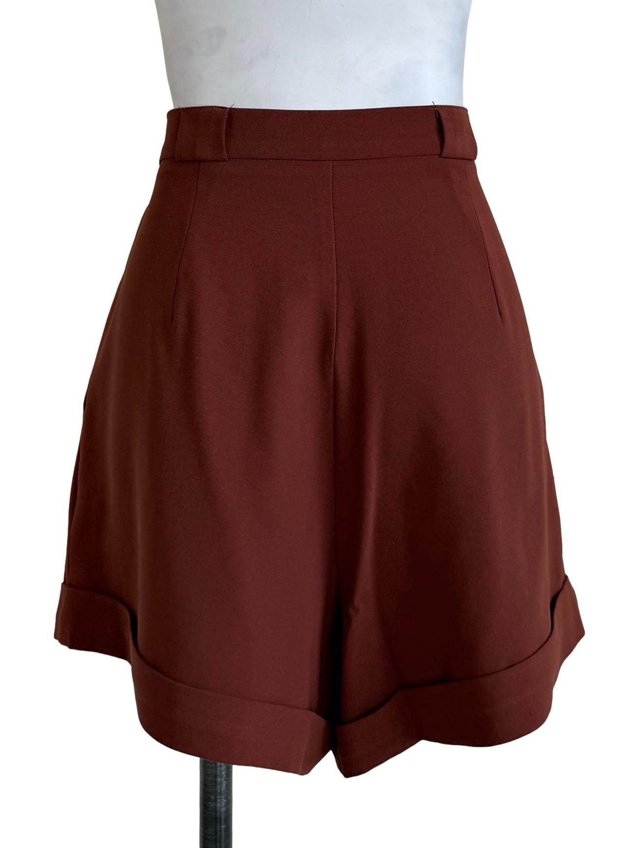 Apple Red Short Pants