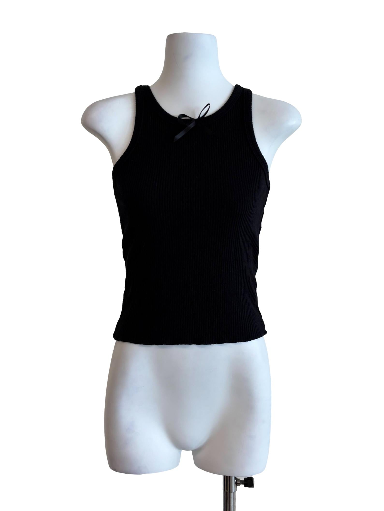 Black Round Neck Ribbed Top