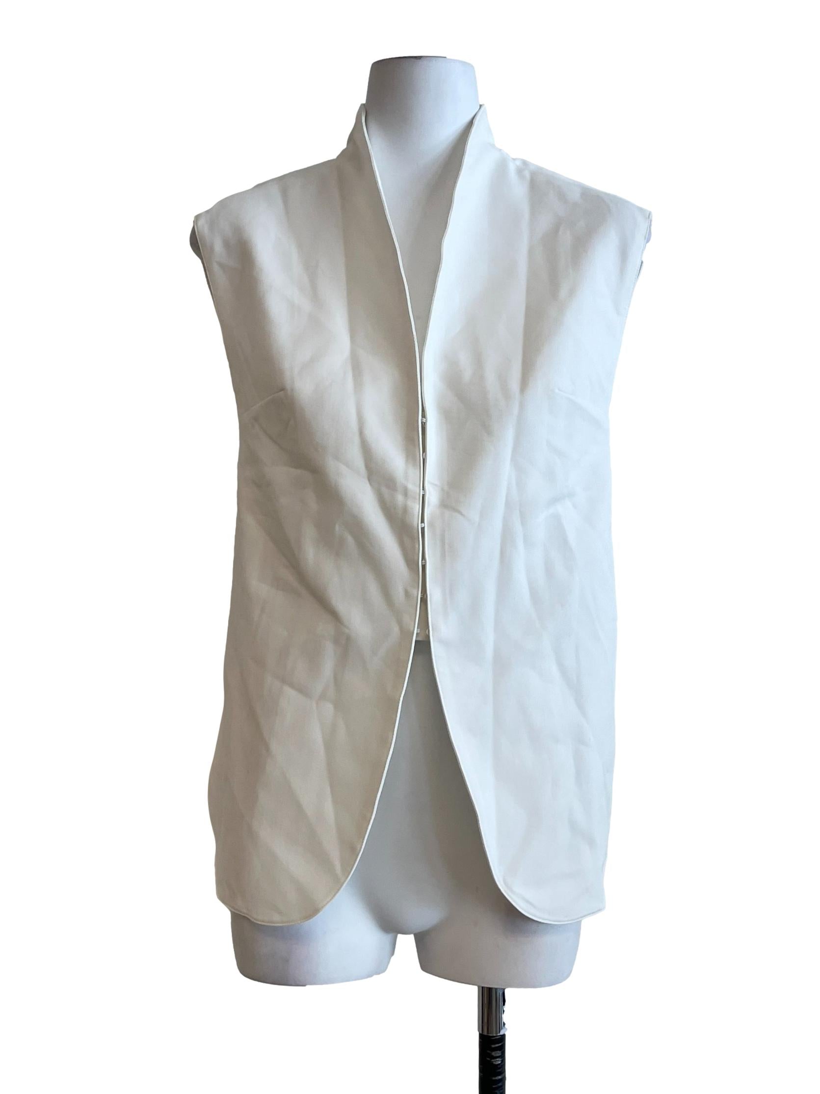 Pearl White V-Neck Sleeveless Top GA
