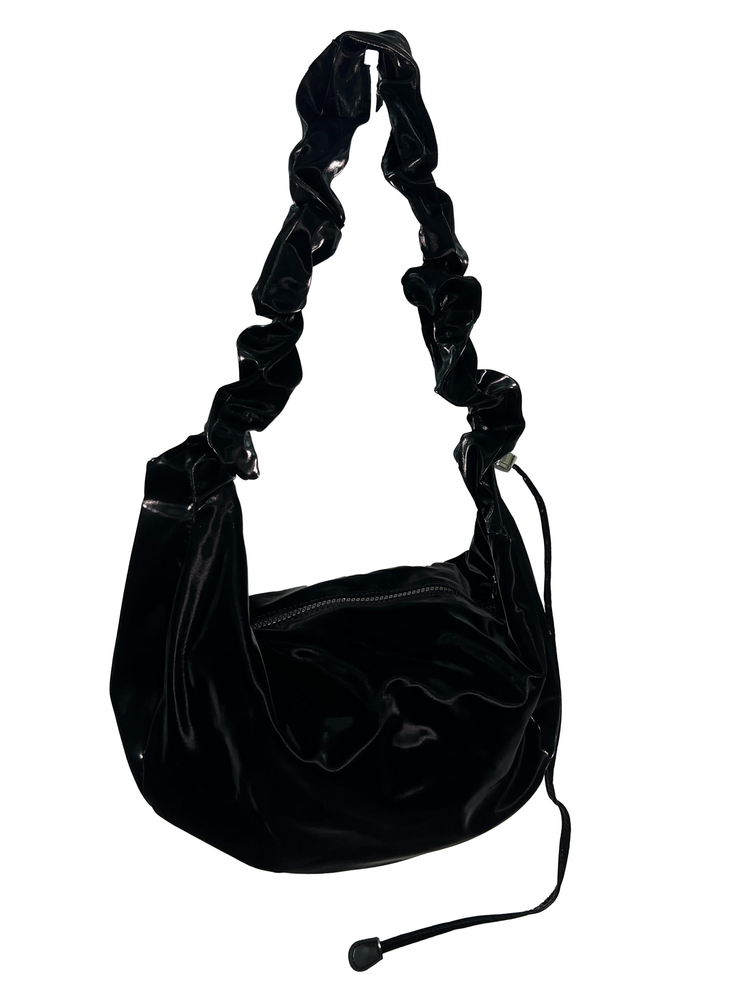 Medium Babe Bag Glossy Black CSN