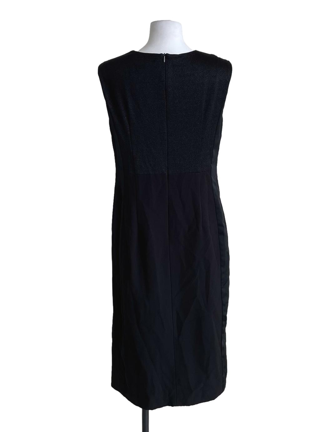 Black Round Neck Sleeveless Dress