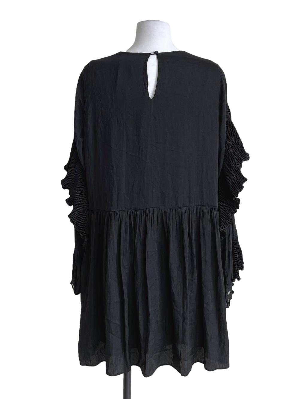 Black Wavy Accordion Tiered Dress