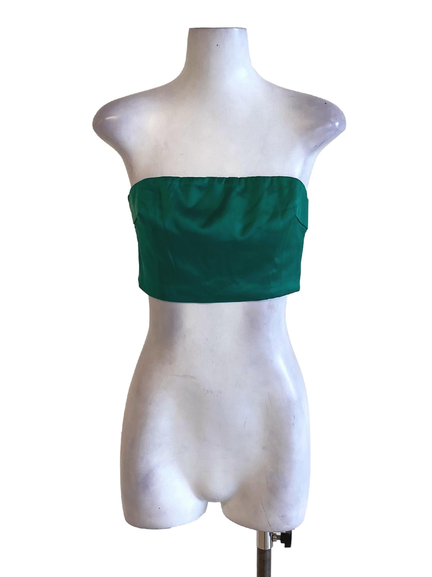 Emerald Green Fit Strapless Zipped Cropped Top