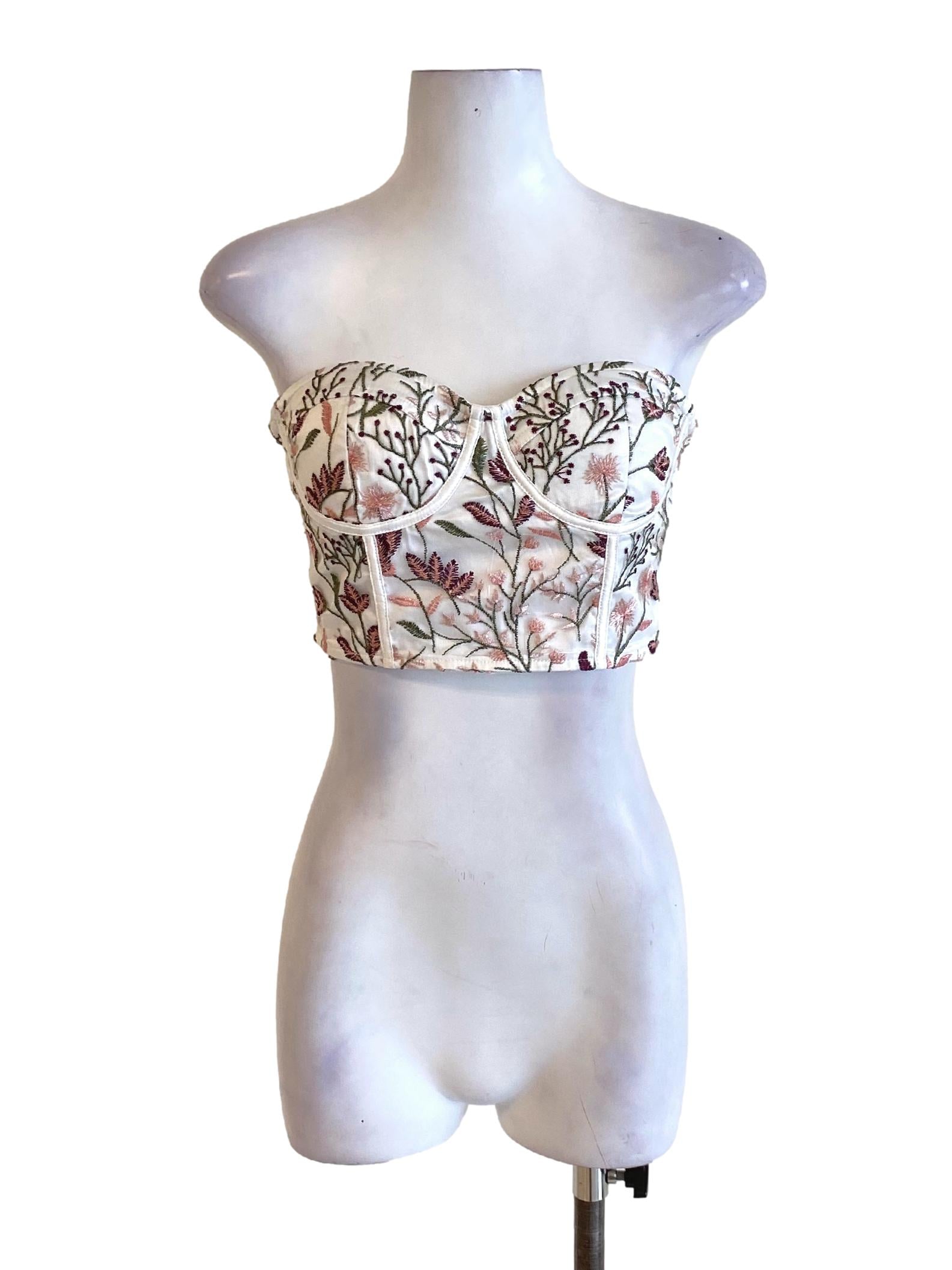 Porcelain White Floral Embroidered Strapless Cropped Top YHF