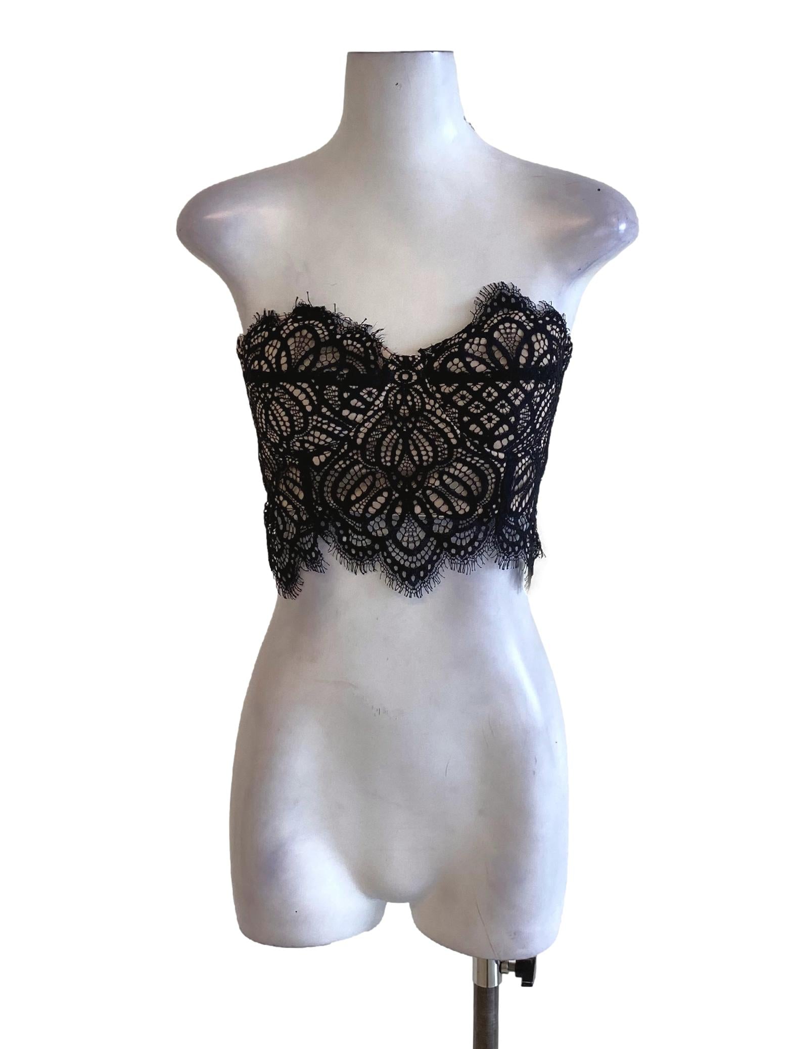 Rich Black Floral Lace Sweetheart Strapless Cropped Top YHF
