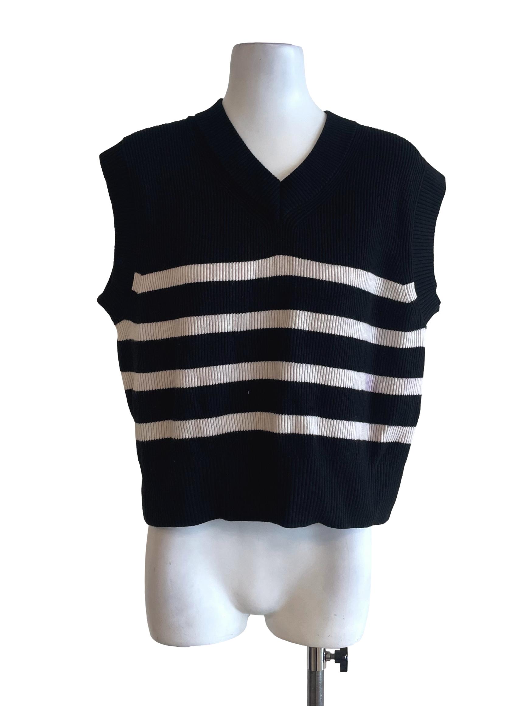 Black And White V Neck Knitted Vest