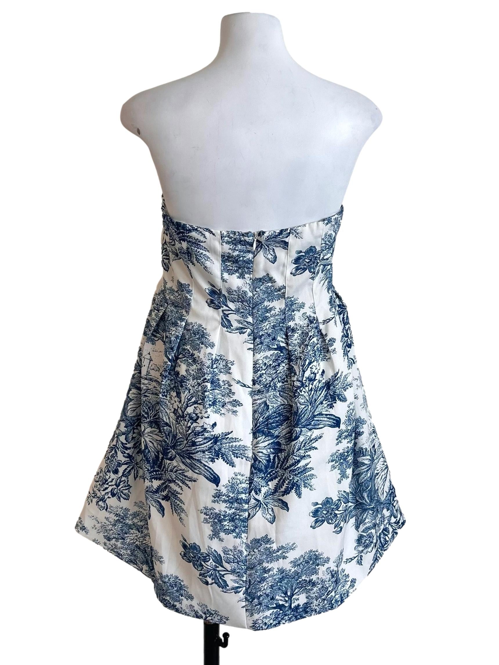White Blue Floral Prints Strapless Dress