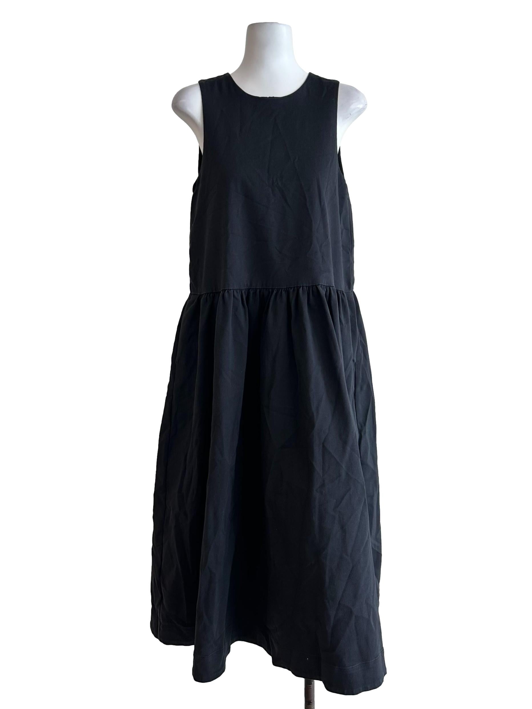 Black Plain Sleeveles Maxi Dress