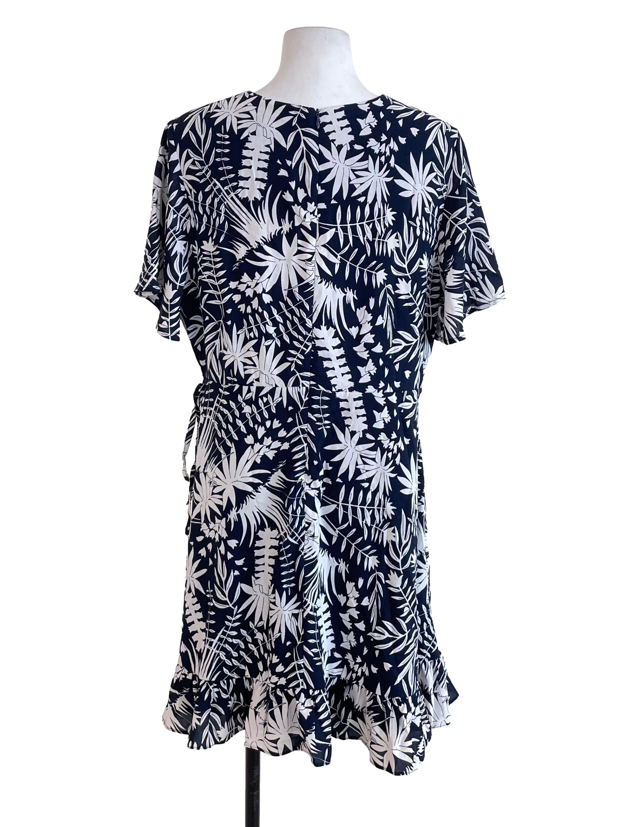 The Stage Walk Black Plant Print Ruffled Dress | REFASH