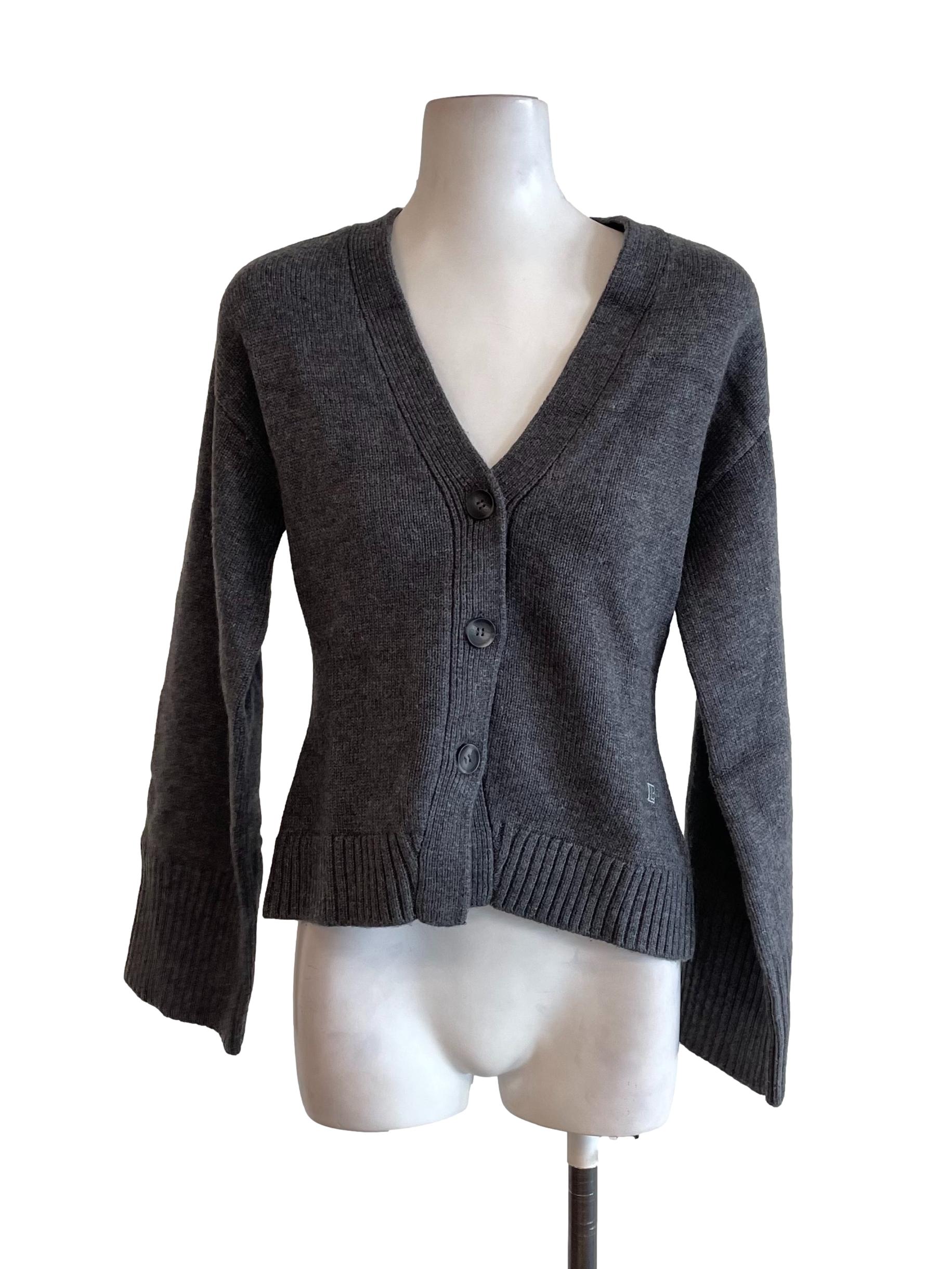 Grey Button Up Fit Cardigan