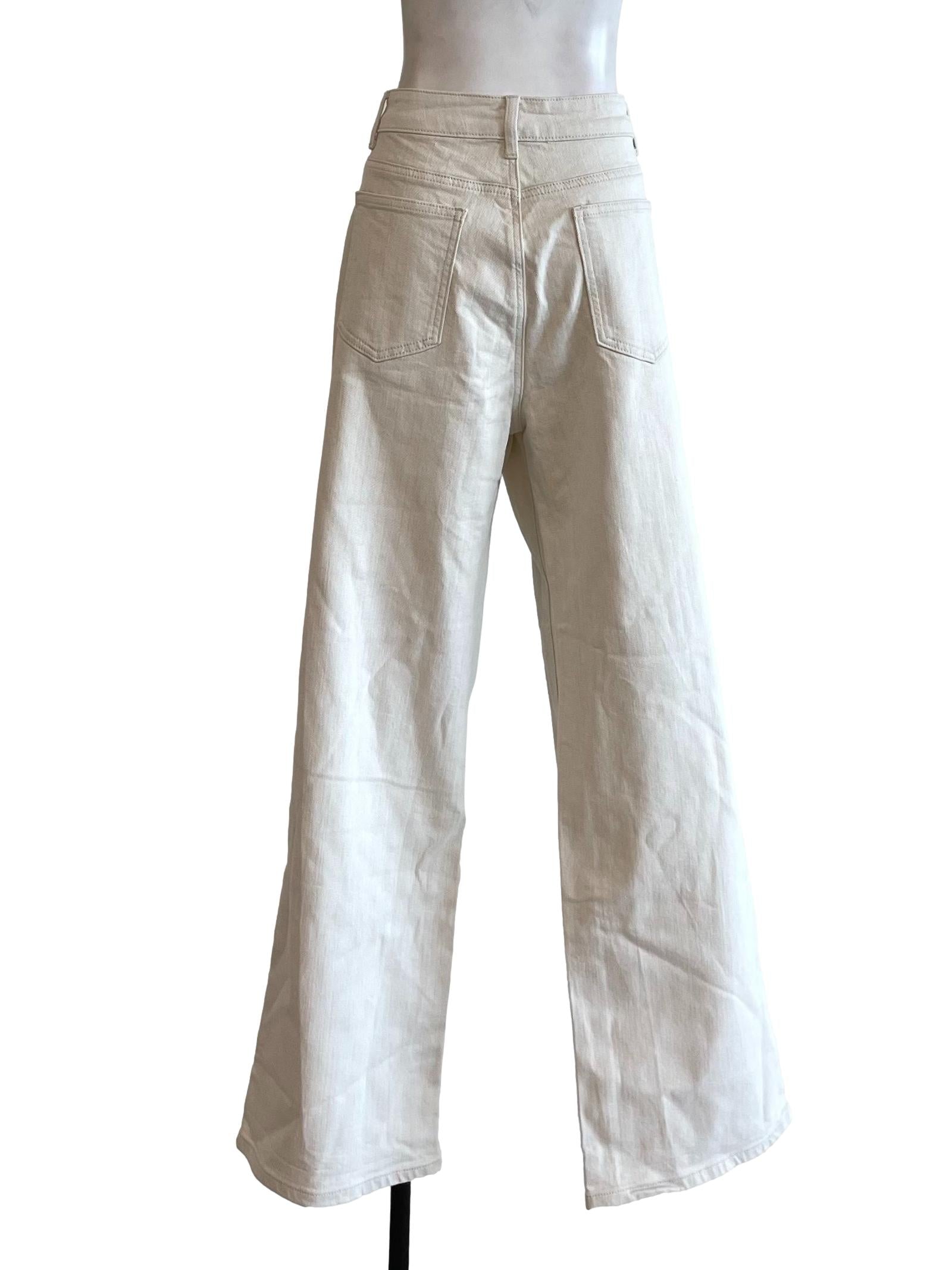 Ivory Pleated Baggy Jeans