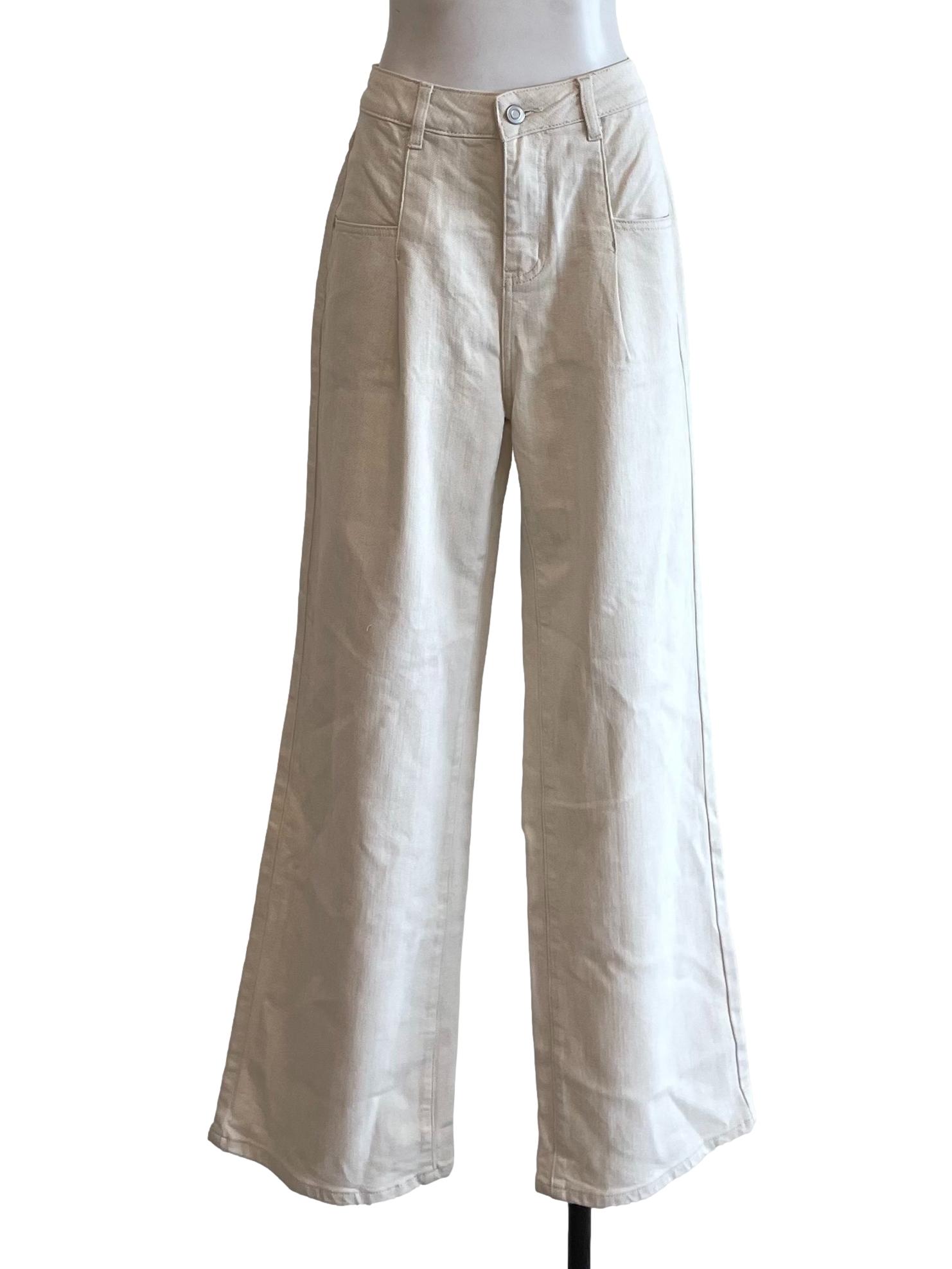 Ivory Pleated Baggy Jeans