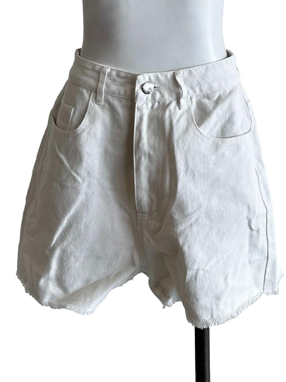 Daisy White Plain Short